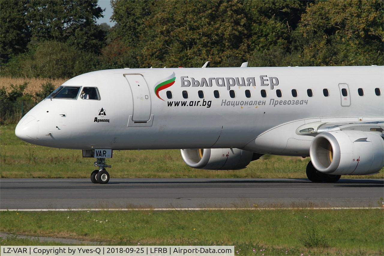 LZ-VAR, 2012 Embraer 190AR (ERJ-190-100IGW) C/N 19000496, Embraer 190AR, Taxiing rwy 07R, Brest-Guipavas Airport (LFRB-BES)