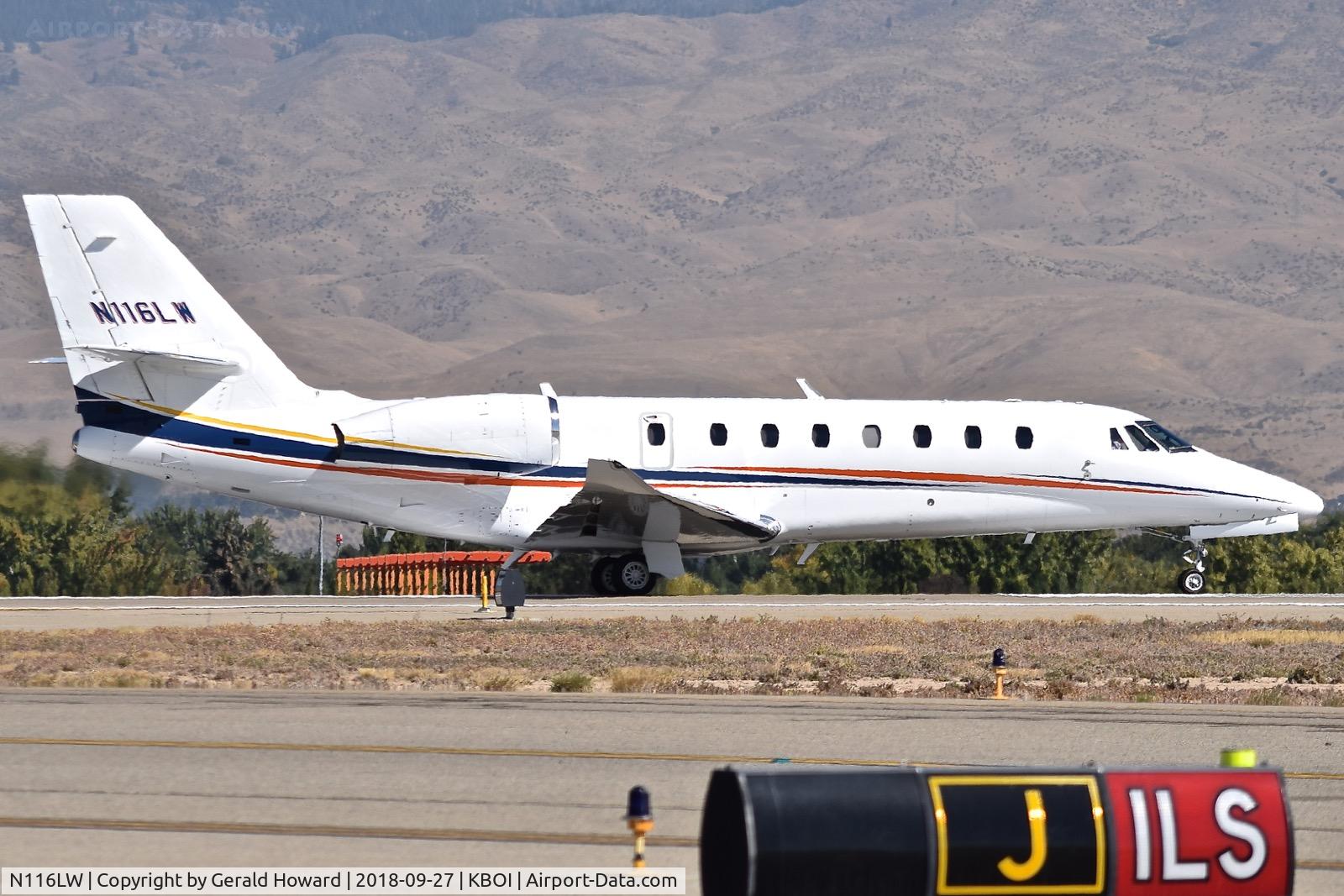 N116LW, 2018 Cessna 680 Citation Sovereign C/N 680-0581, On RWY 10R.
