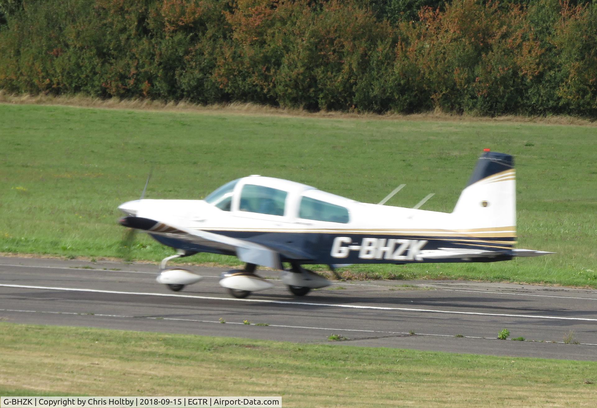 G-BHZK, 1978 Gulfstream American AA-5B Tiger C/N AA5B-0743, Landing at Elstree in new livery