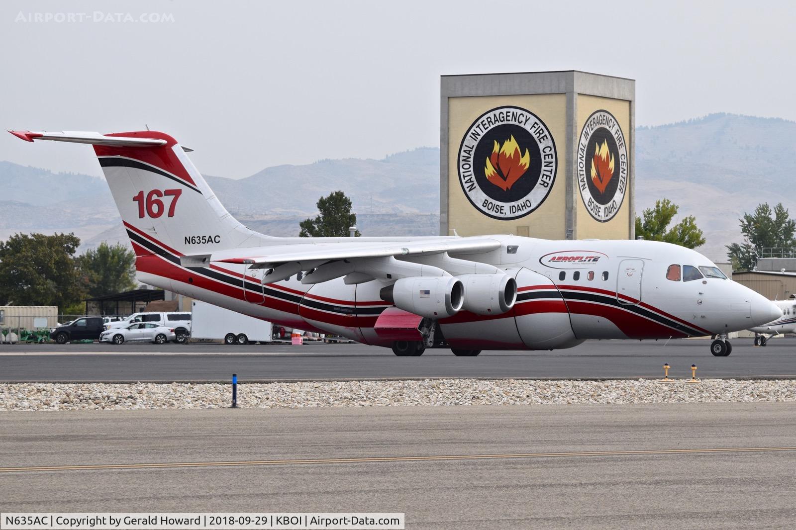 N635AC, 1998 British Aerospace Avro 146-RJ85 C/N E.2330, Departing the NIFC ramp.
