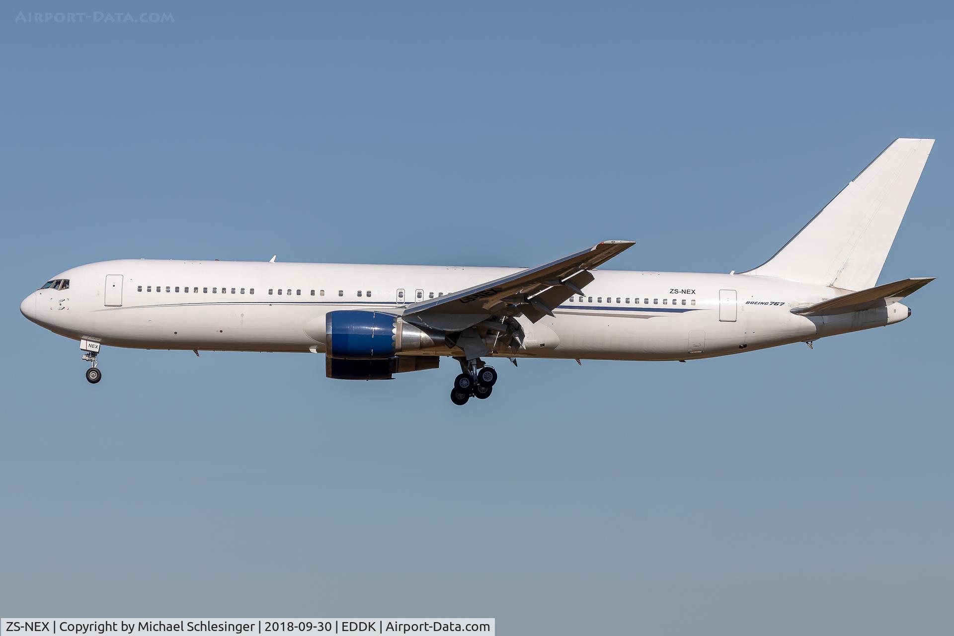 ZS-NEX, 1990 Boeing 767-35D/ER C/N 24865, ZS-NEX - Boeing 767-35D(ER) - Aeronexus Corporation
