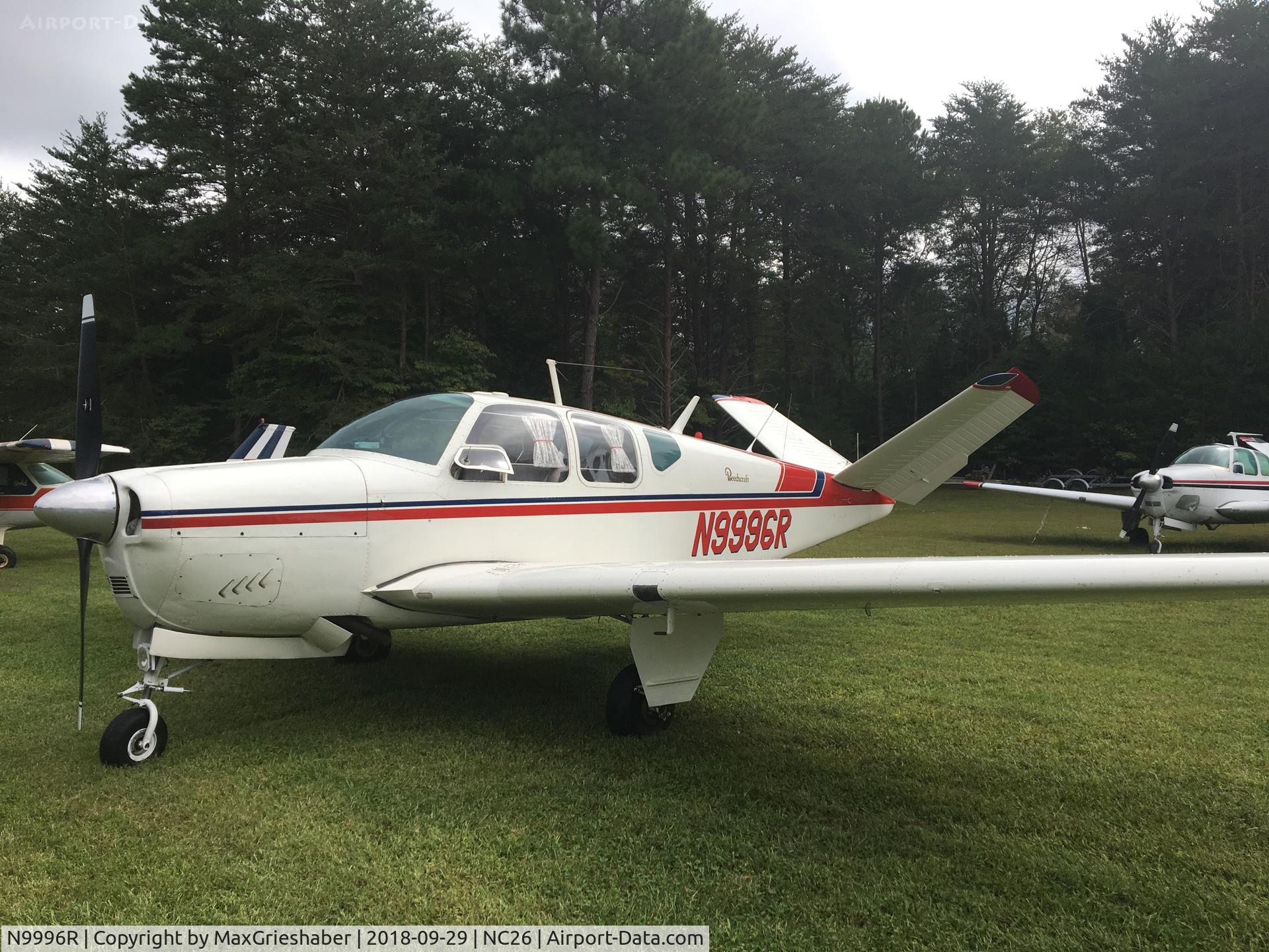 N9996R, 1960 Beech M35 Bonanza C/N D-6483, N9996R @ NC26
