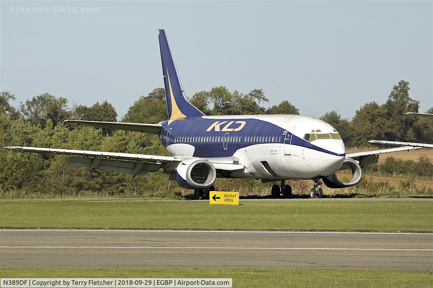 N389DF, 2005 Boeing 737-3M8 C/N 25017, With Air Salvage International for parting out at Cotswold Airport  Kemble , UK