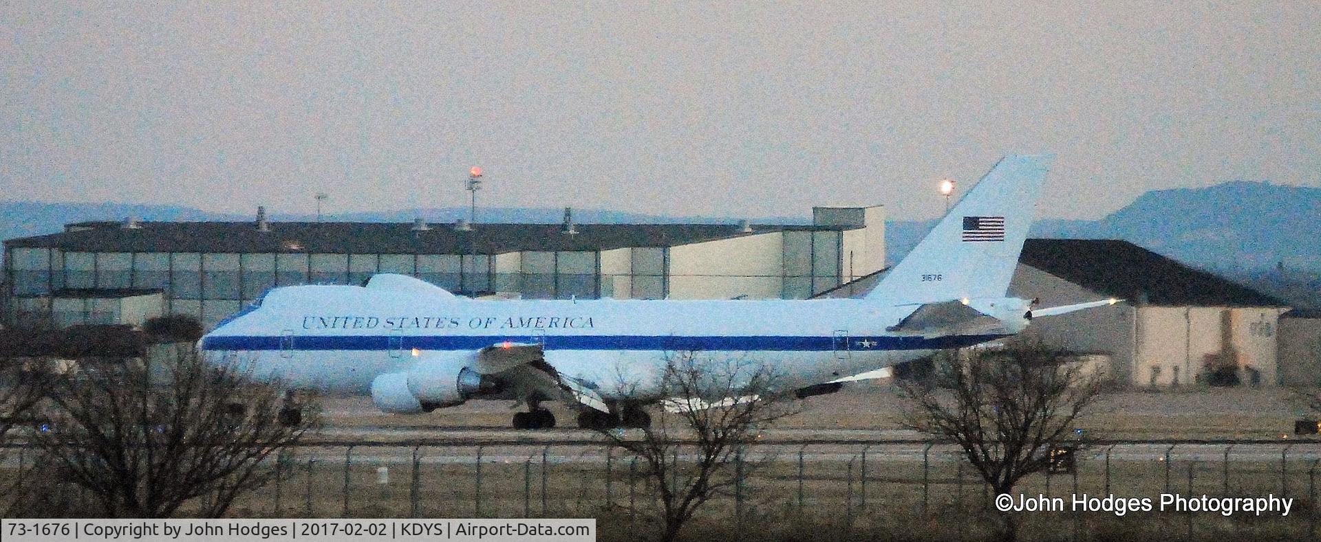 73-1676, 1973 Boeing E-4B C/N 20682, Parking at Dyess