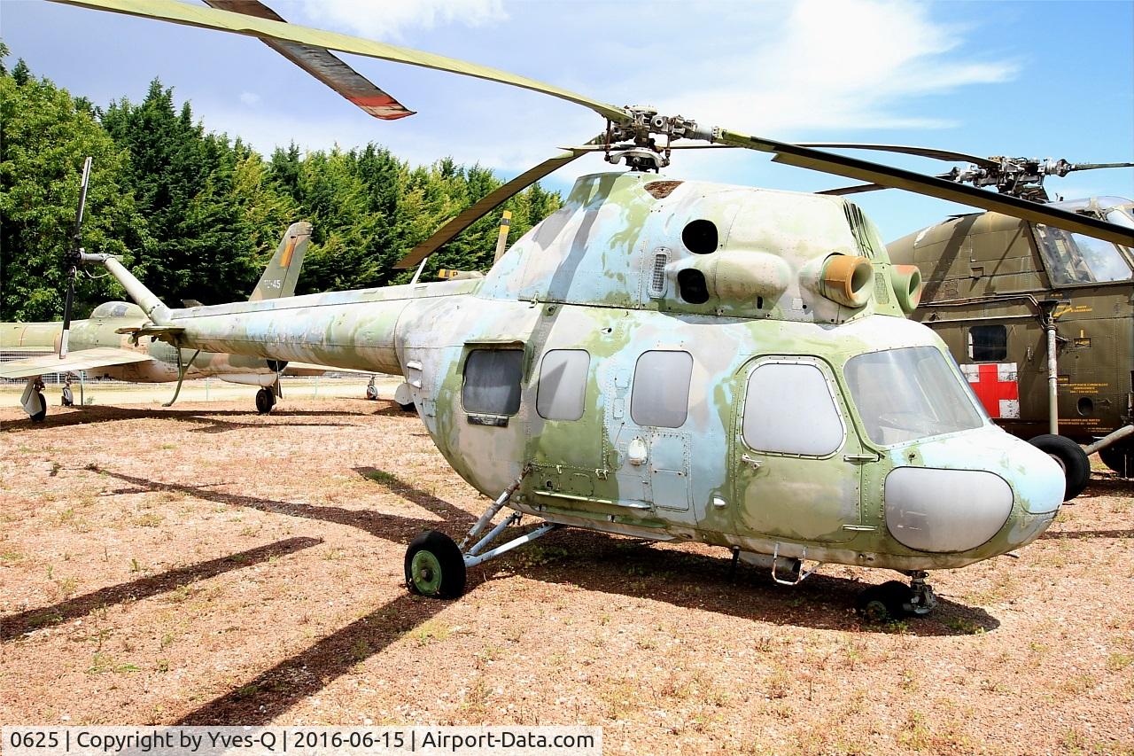 0625, Mil Mi-2M C/N 560625038, Mil Mi-2, Savigny-Les Beaune Museum