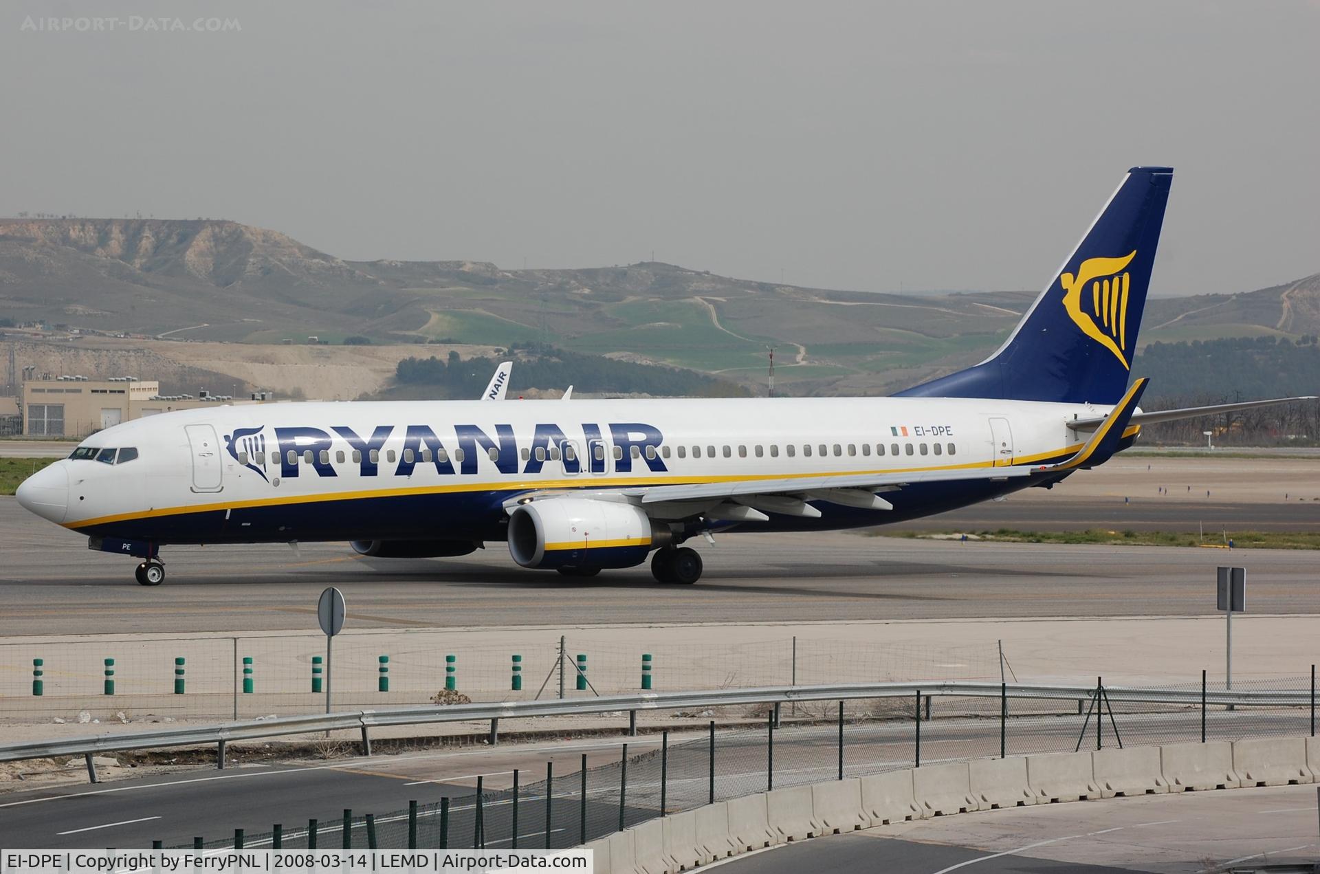 EI-DPE, 2006 Boeing 737-8AS C/N 33605, Ryanair B738 transferred to Pegasus