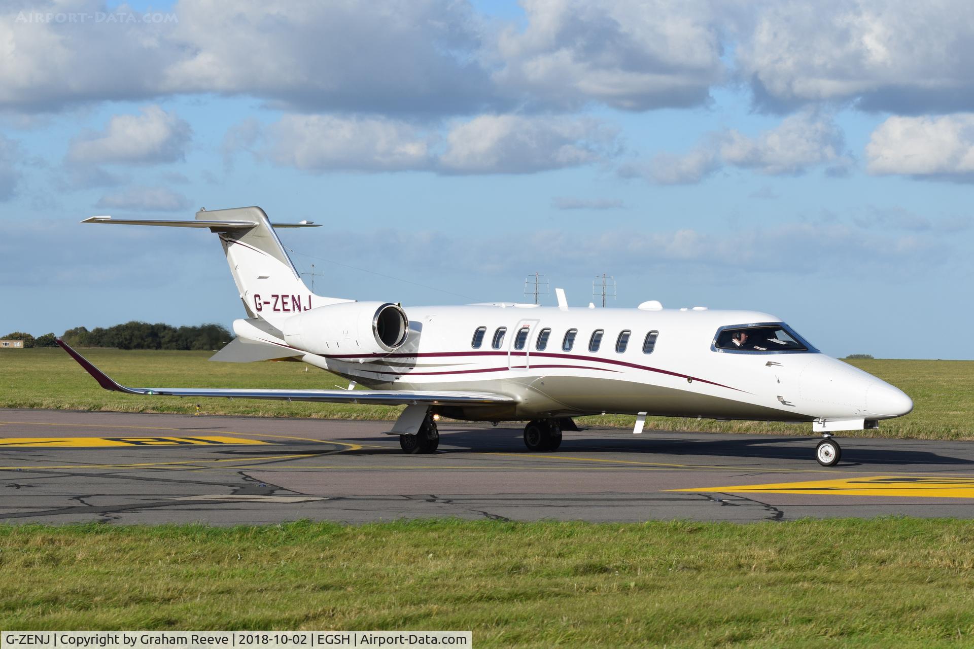 G-ZENJ, 2018 Learjet 75 C/N 45-565, Departing from Norwich