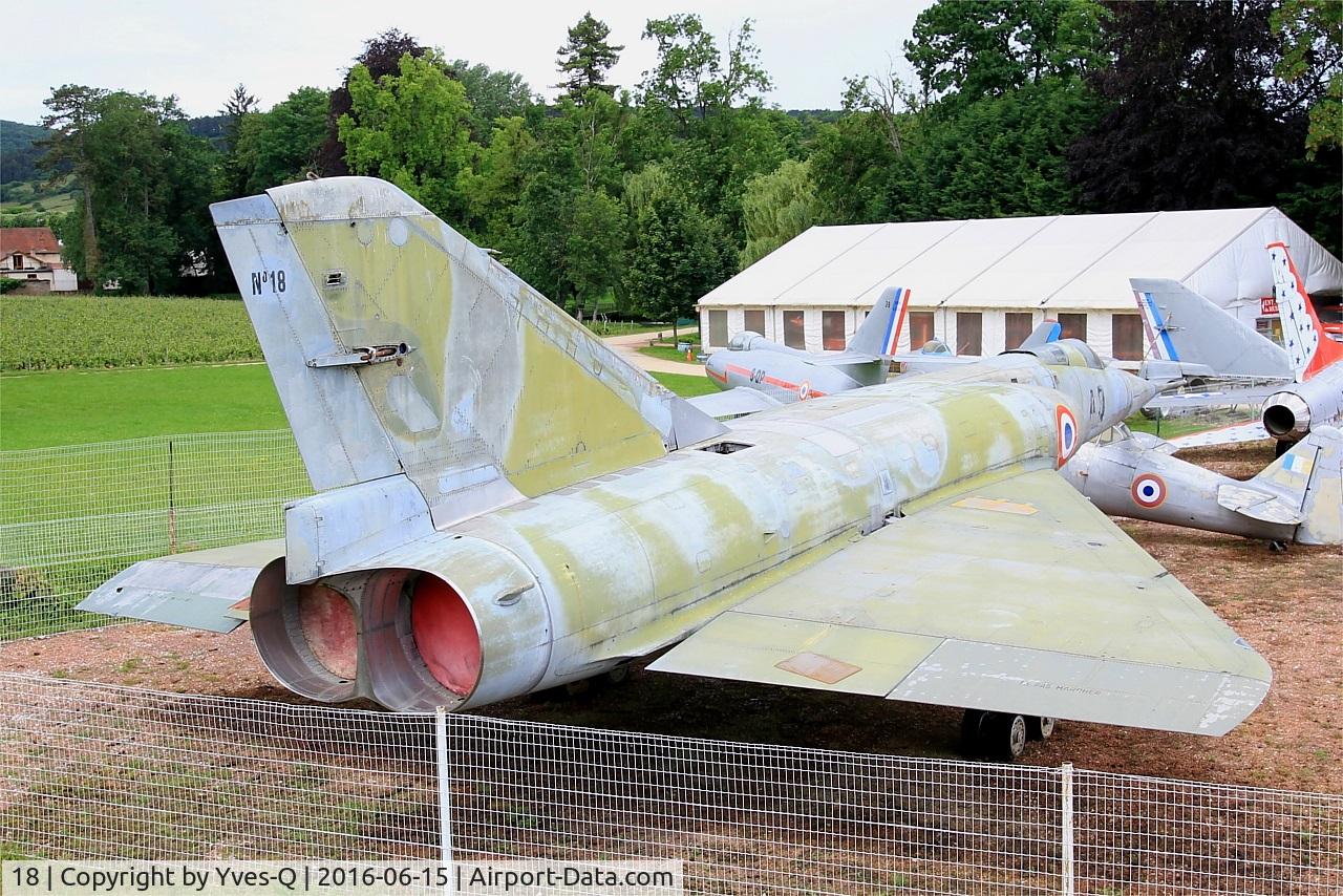 18, Dassault Mirage IVA C/N 18, Dassault Mirage IVA, Savigny-Les Beaune Museum