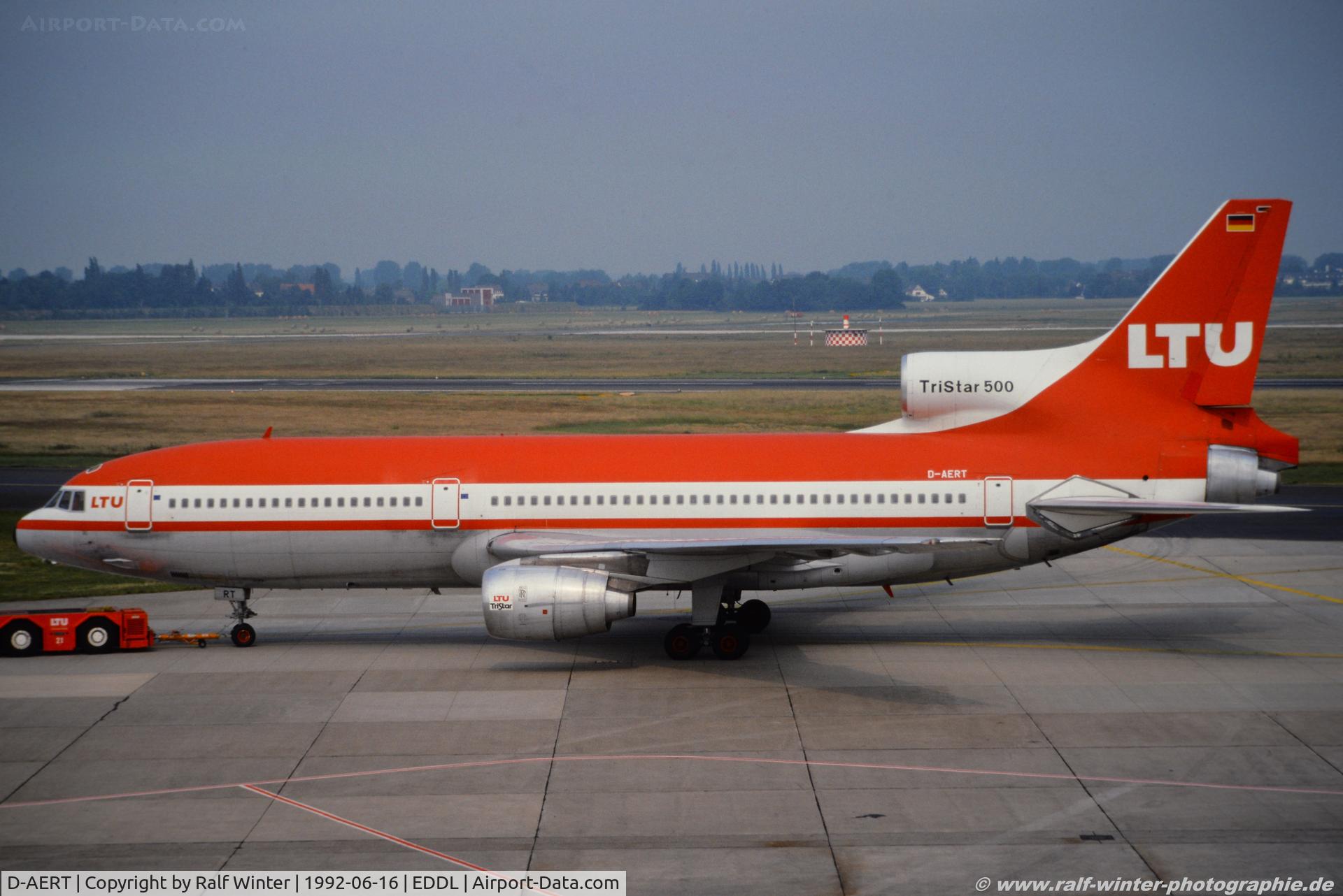D-AERT, 1980 Lockheed L-1011-385-3 Tristar 500 C/N 193J-1183, Lockheed L-1011-385-3 Tristar 500 - LTU International Airways - 193J-1183 - D-AERT - 16.06.1992 - DUS