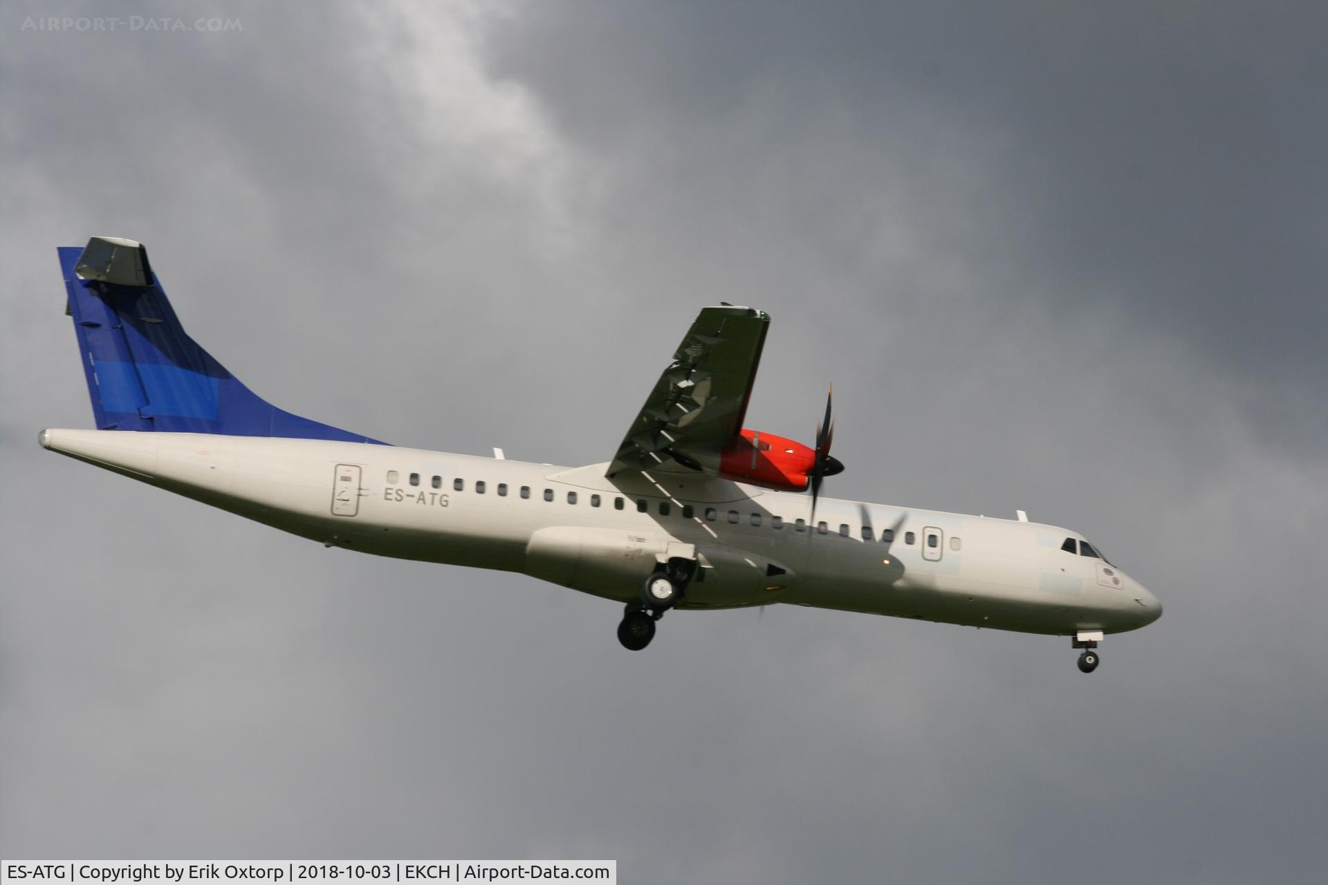 ES-ATG, 2013 ATR 72-600 (72-212A) C/N 1121, ES-ATG. Now in SAS c/s but without titles. Landing rw 04L