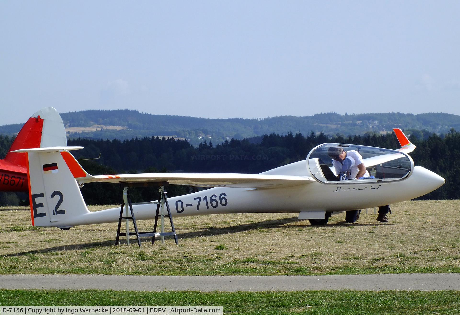 D-7166, Schempp-Hirth Discus CS C/N 096CS, Schempp-Hirth Discus CS at the 2018 Flugplatzfest Wershofen
