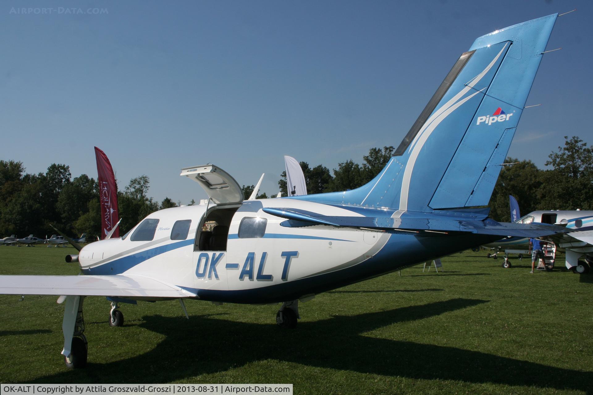 OK-ALT, 2000 Piper PA-46-500TP Malibu Meridian C/N 4697466, II. Cirrus-Hertelendy Aviator's Weekend , Hertelendy Castle Airfield Hungary