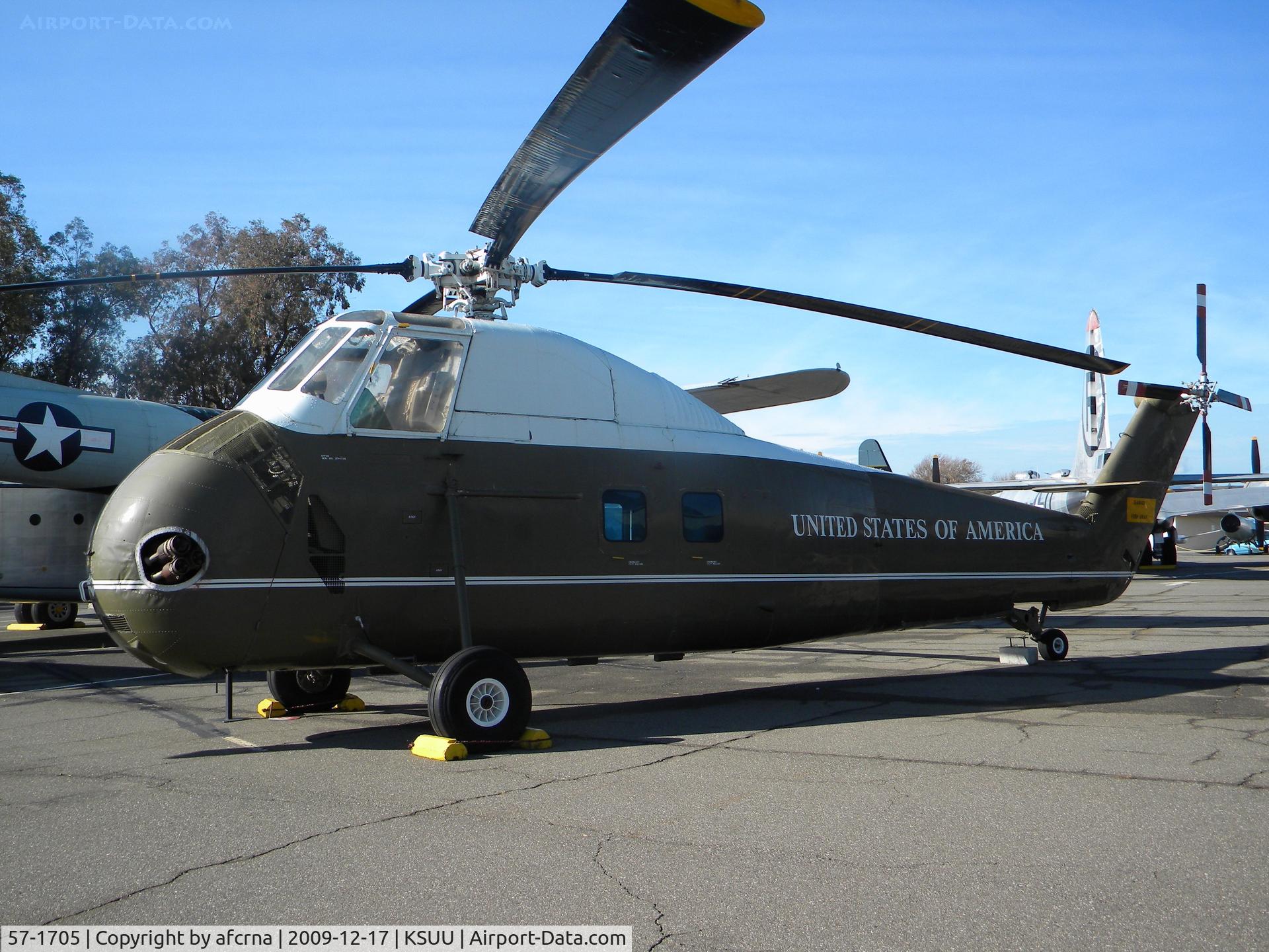 57-1705, 1957 Sikorsky VH-34C Choctaw C/N 58-0865, HERITAGE AIR PARK TRAVIS AFB