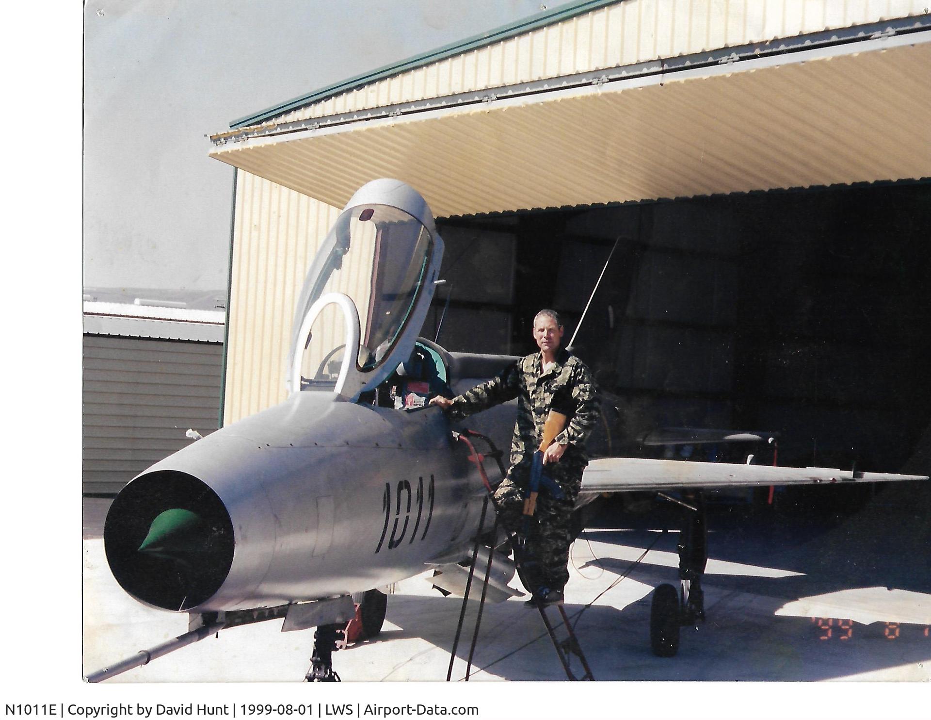 N1011E, Mikoyan-Gurevich MiG-21F-13 C/N 1011, My MIG in Lewiston, ID.