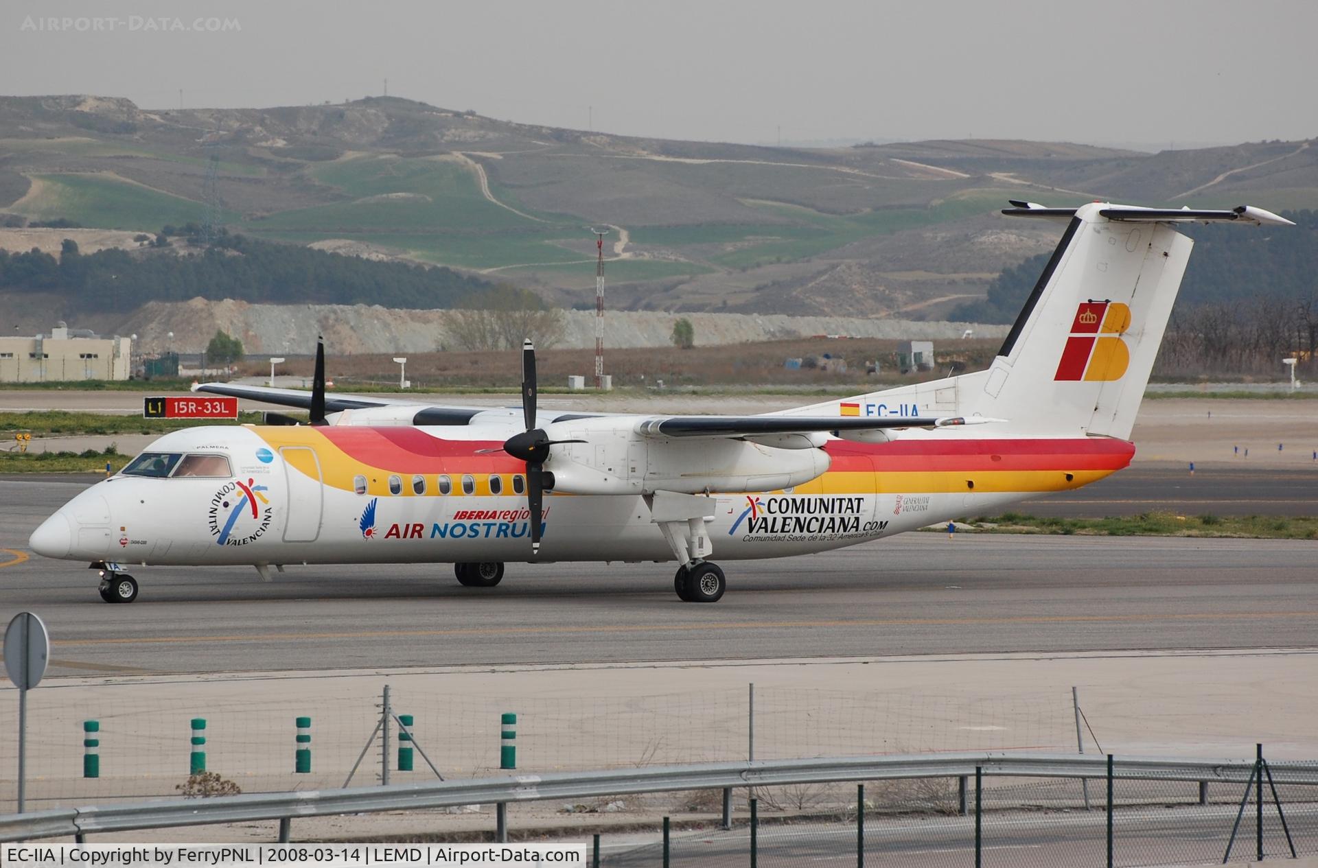 EC-IIA, 2002 De Havilland Canada DHC-8-315Q Dash 8 C/N 587, DHC8 of Air Nostrum