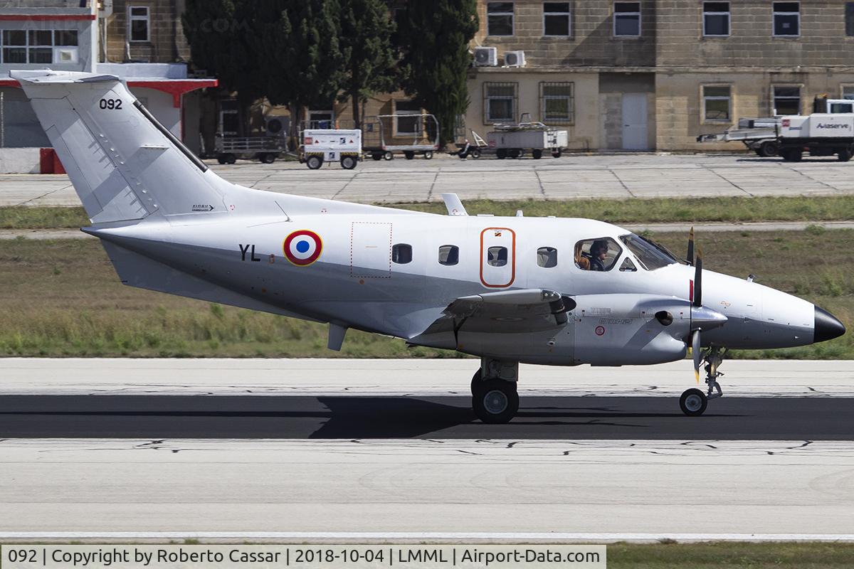092, 1984 Embraer EMB-121AA Xingu C/N 121-092, Runway 13