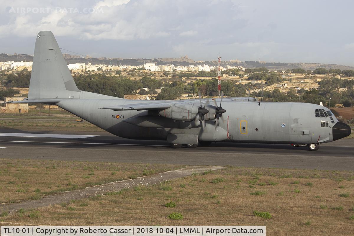 TL10-01, 1988 Lockheed C-130H-30 Hercules C/N 382-5003, Runway 05