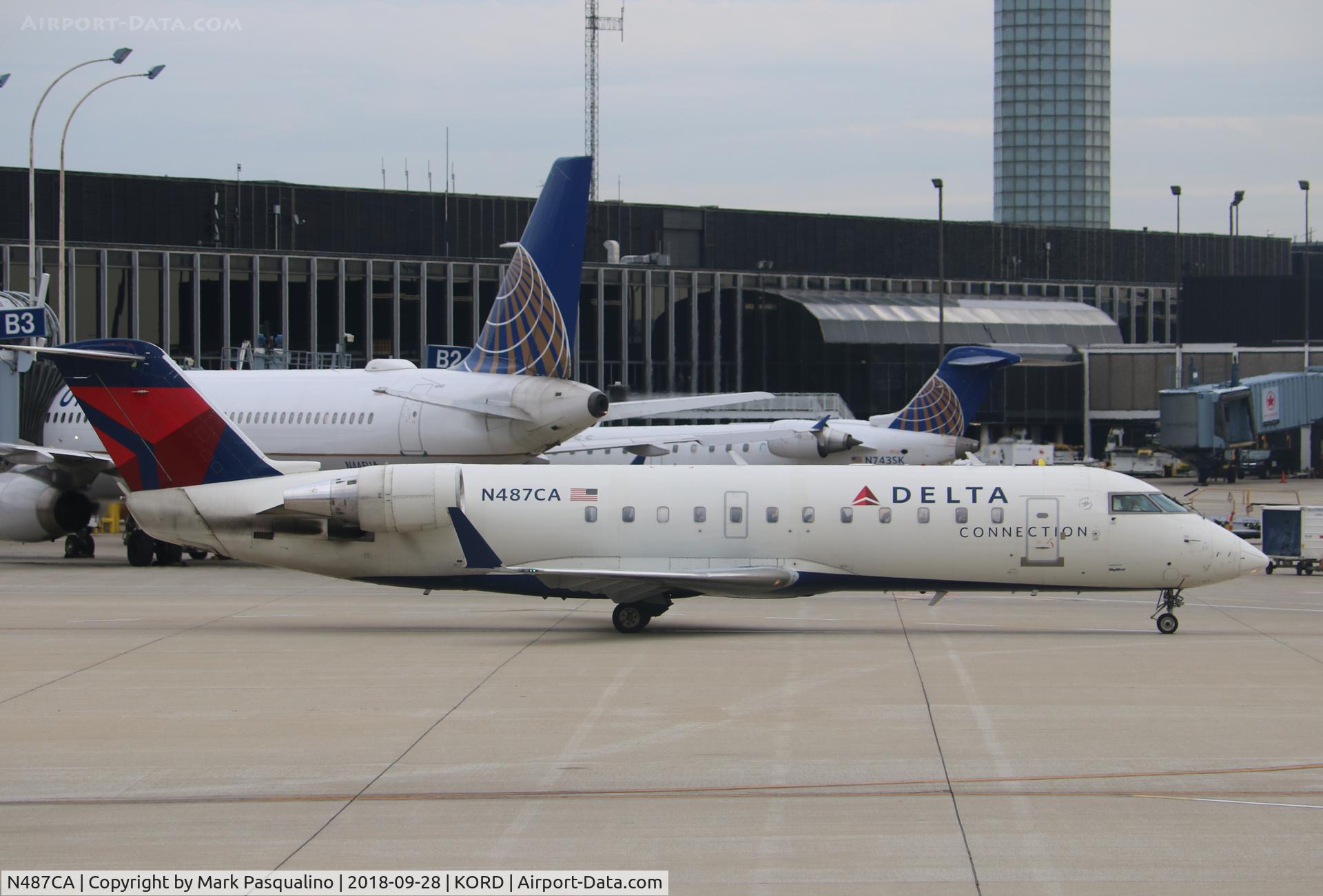 N487CA, 2002 Bombardier CRJ-200ER (CL-600-2B19) C/N 7729, CL-600-2B19