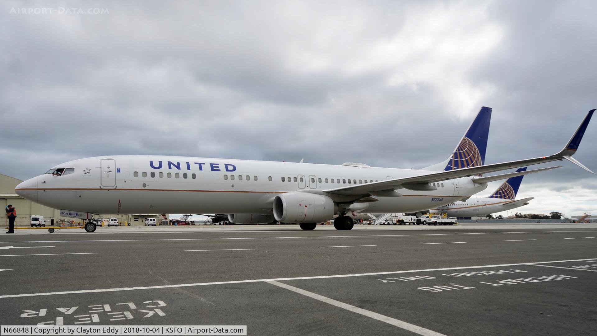 N66848, 2015 Boeing 737-924/ER C/N 42188, SFO 2018.