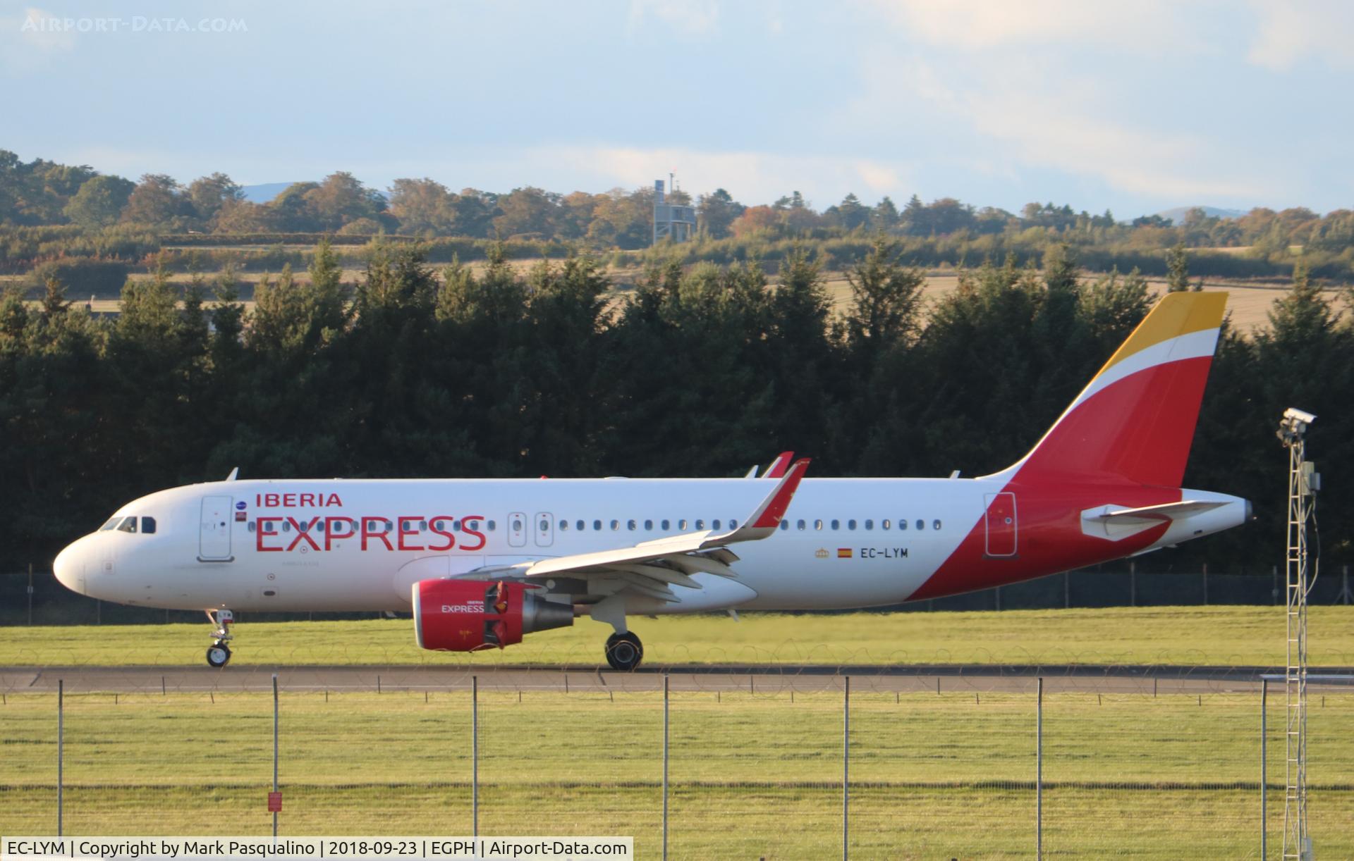 EC-LYM, 2013 Airbus A320-216 C/N 5815, Airbus A320-216