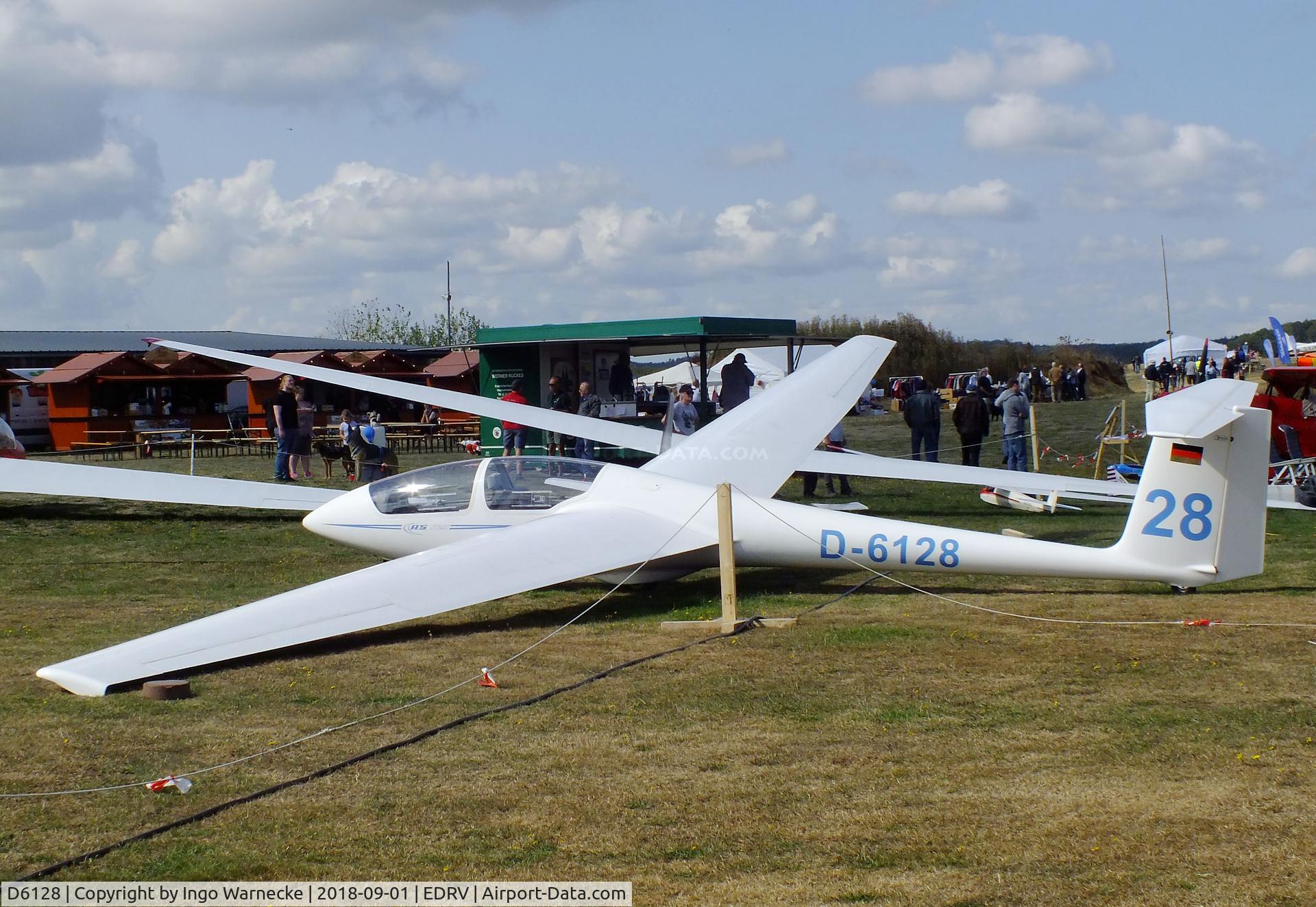 D6128, Schleicher ASK-21 C/N 21085, Schleicher ASK-21 at the 2018 Flugplatzfest Wershofen