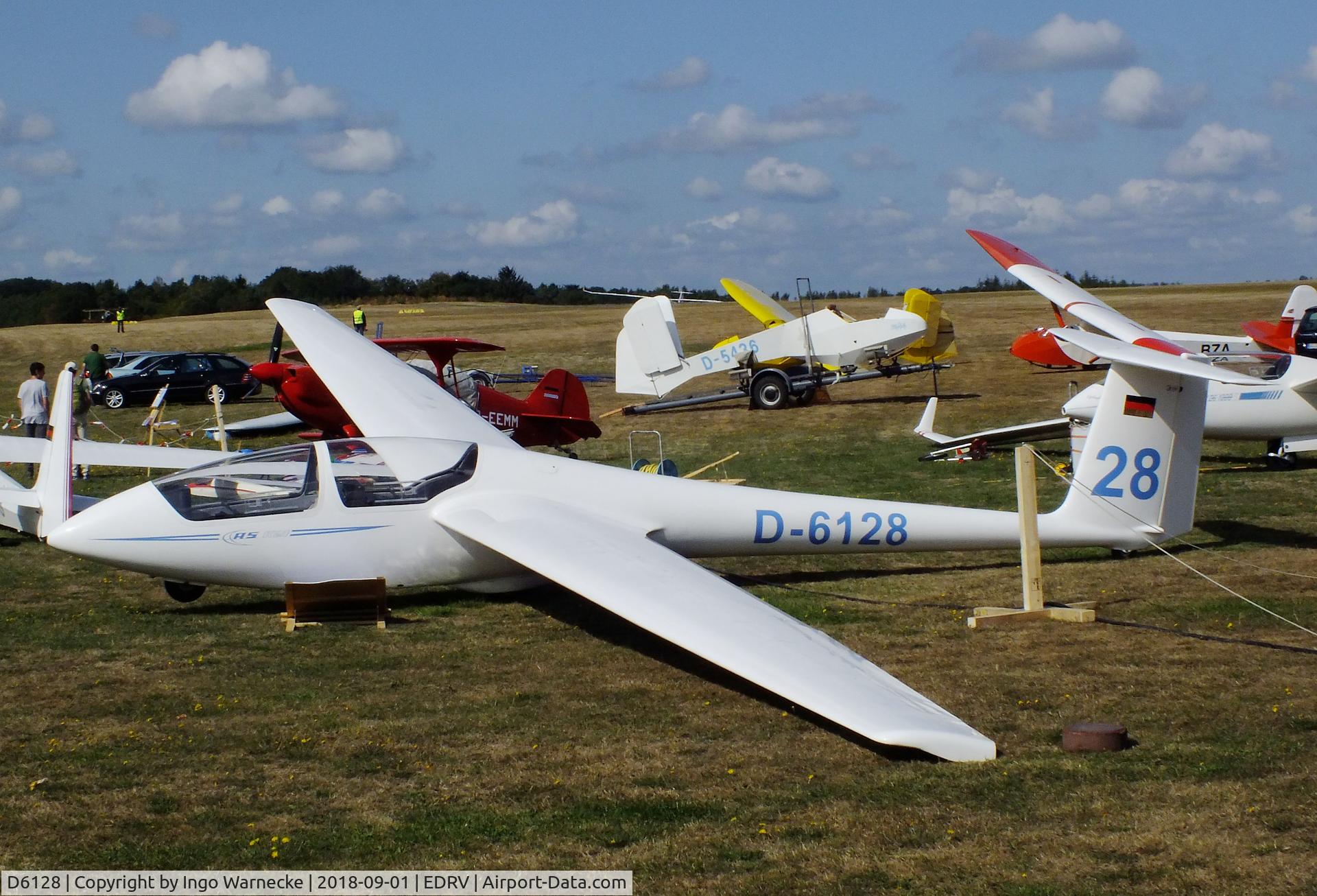 D6128, Schleicher ASK-21 C/N 21085, Schleicher ASK-21 at the 2018 Flugplatzfest Wershofen