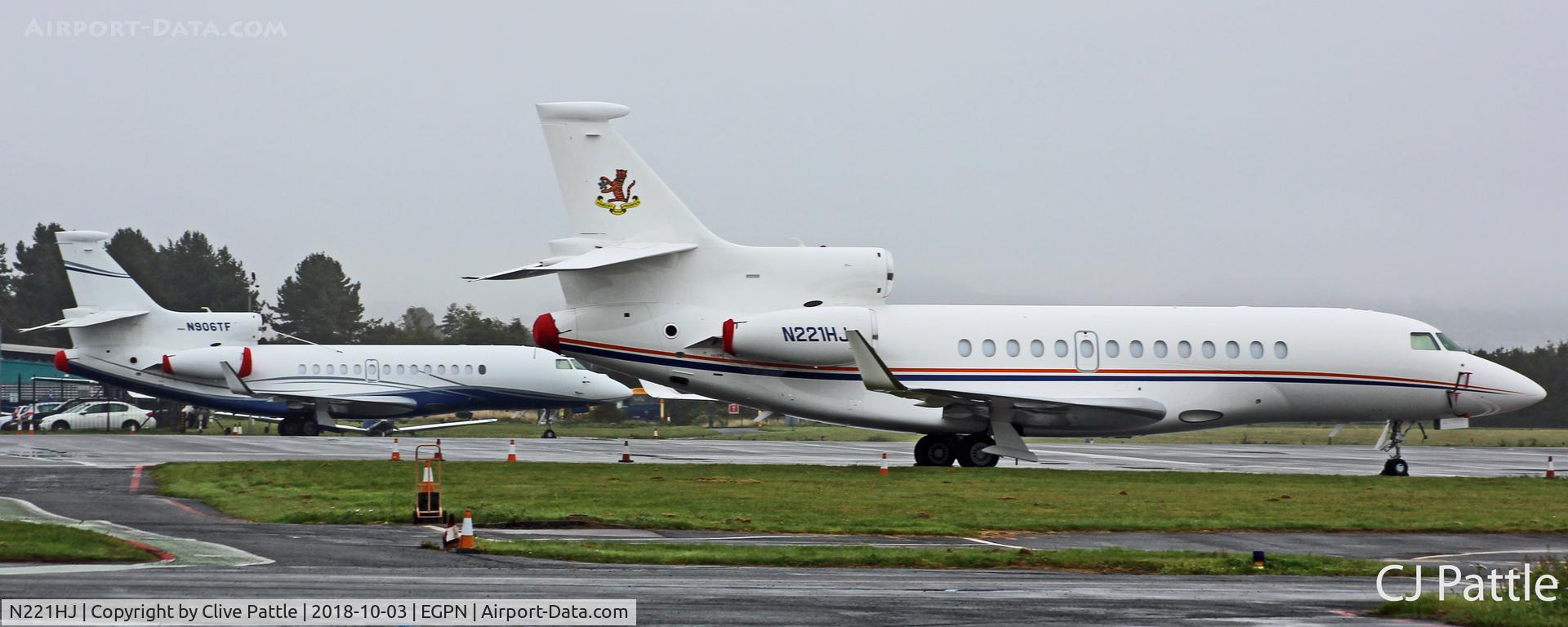 N221HJ, 2007 Dassault Falcon 7X C/N 019, Parked up at Dundee for the annual Dunhill Links Golf Championships at nearby St Andrews.