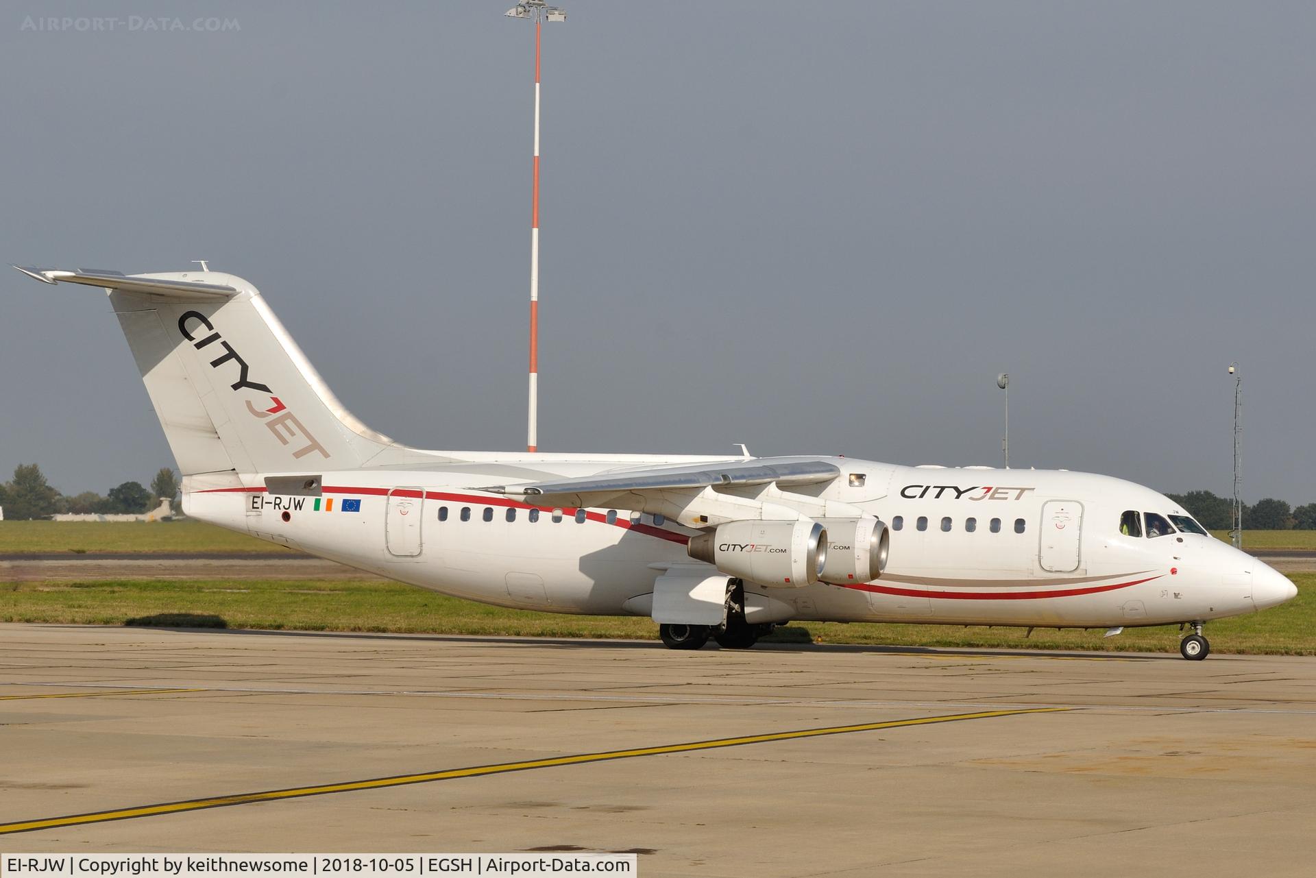 EI-RJW, 2000 British Aerospace Avro 146-RJ85A C/N E2371, Arriving at Norwich from Dublin.