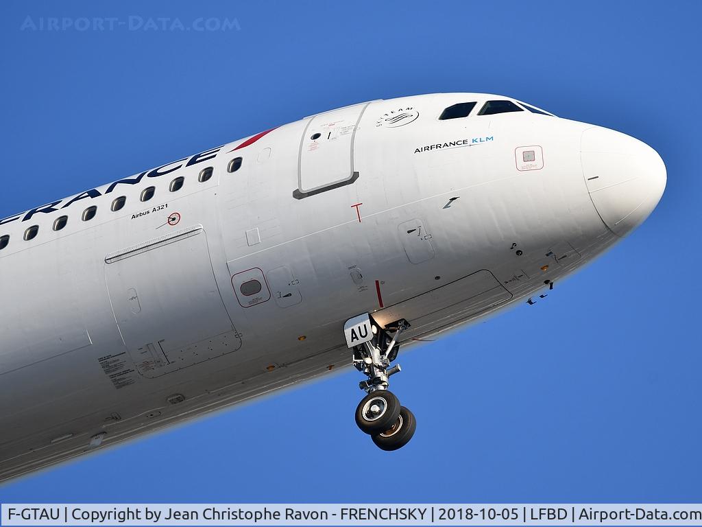 F-GTAU, 2009 Airbus A321-212 C/N 3814, AF landing runway 23
