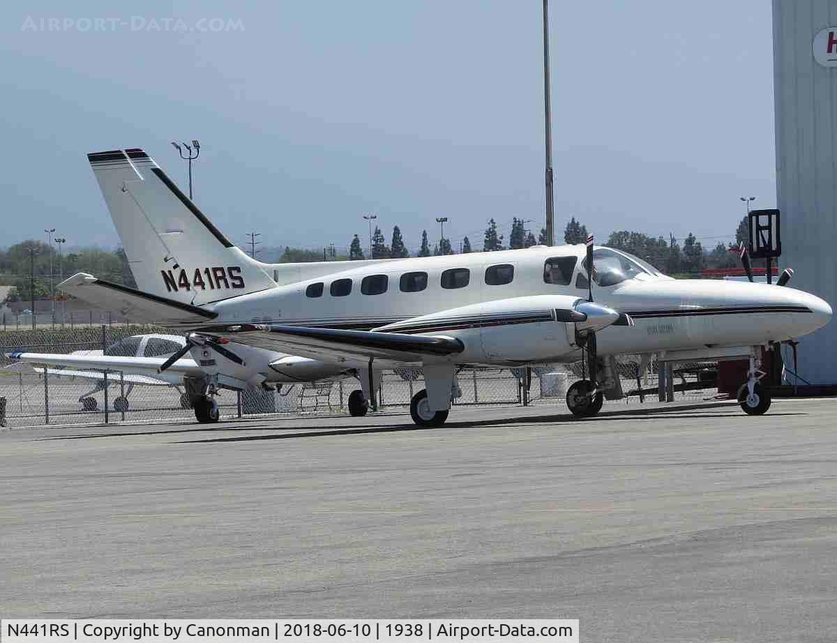 N441RS, 1981 Cessna 441 Conquest II C/N 441-0221, Parked
