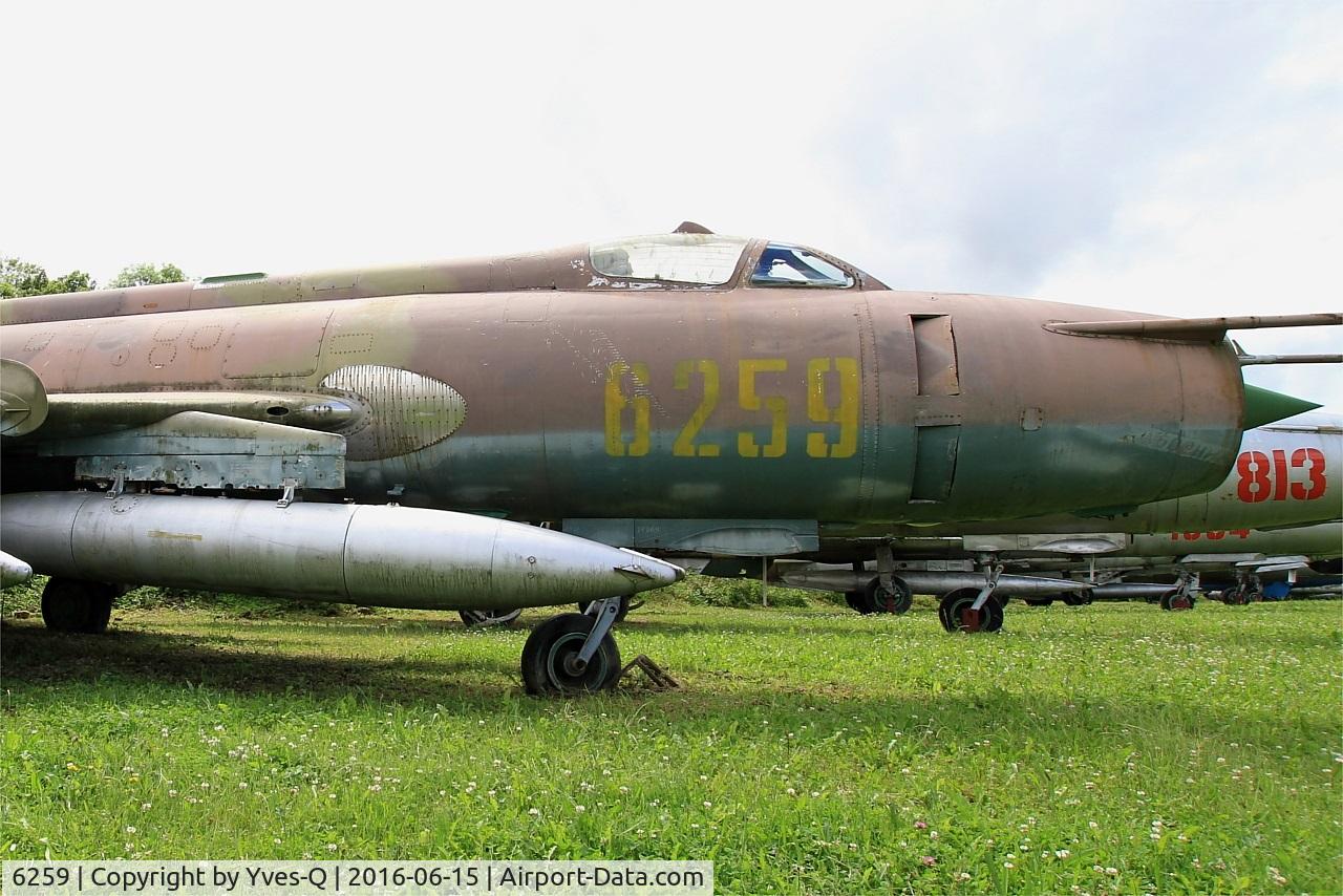6259, Sukhoi Su-20 C/N 74209, Sukhoi Su-20, Savigny-Les Beaune Museum