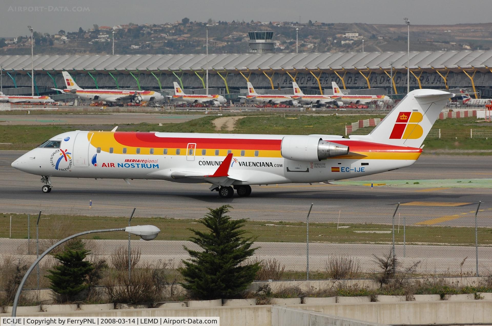 EC-IJE, 2002 Bombardier CRJ-200ER (CL-600-2B19) C/N 7700, Air Nostrum CL200