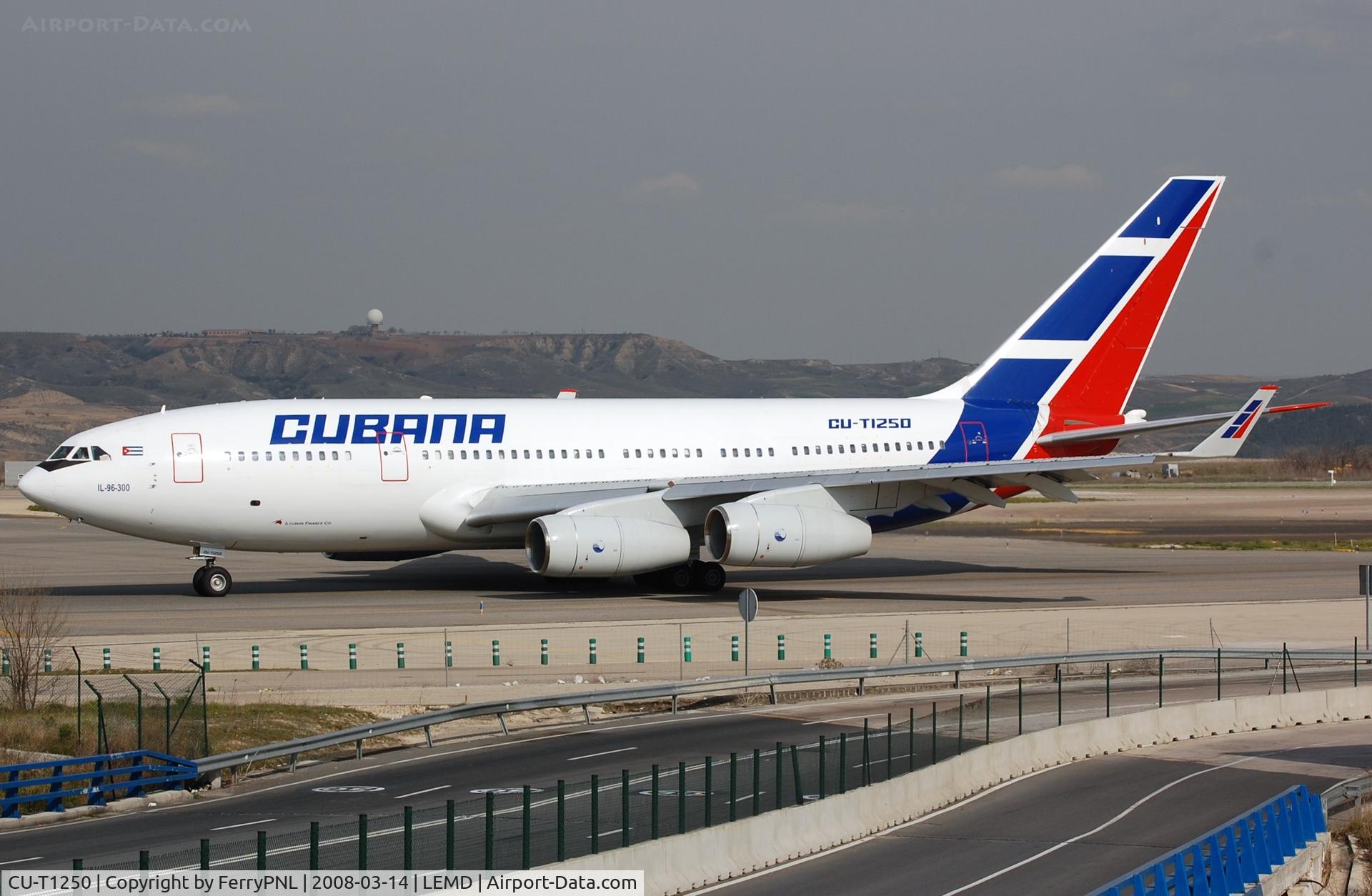 CU-T1250, 2005 Ilyushin IL-96-300 C/N 74393202015, Cubana IL96 taxying for departure.