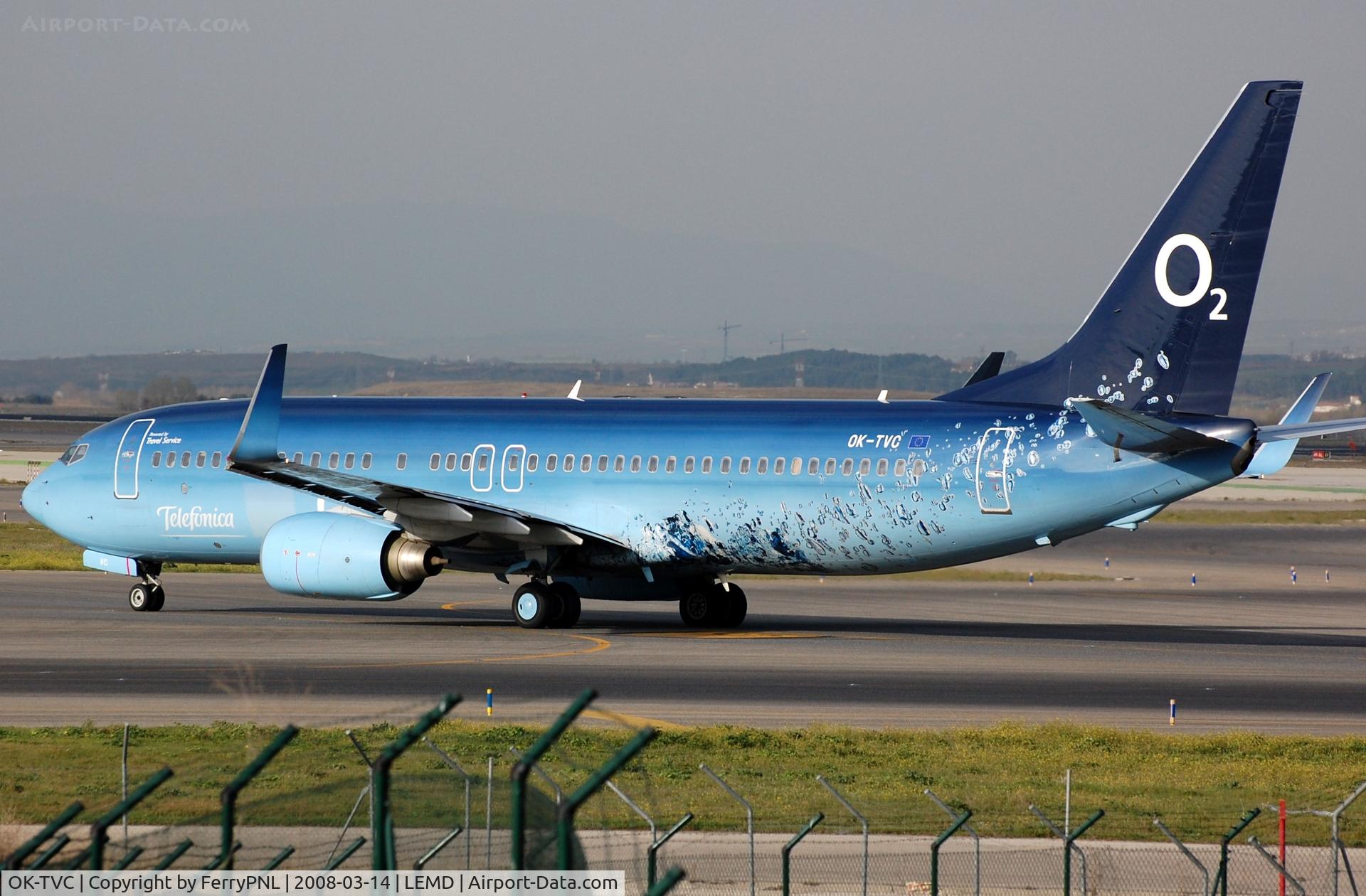 OK-TVC, 2001 Boeing 737-86Q C/N 30278, Travel Service B738 departing