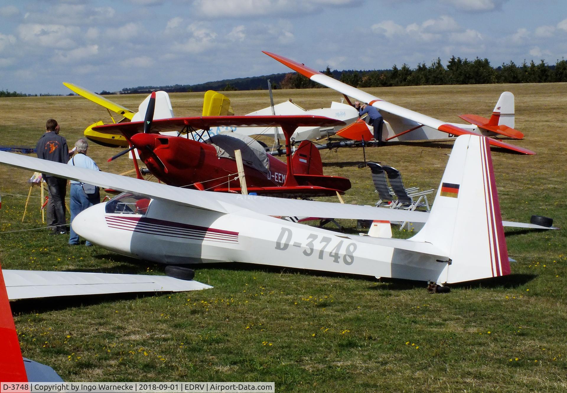 D-3748, 1975 Schleicher ASK-18 C/N 18020, Schleicher ASK-18 at the 2018 Flugplatzfest Wershofen