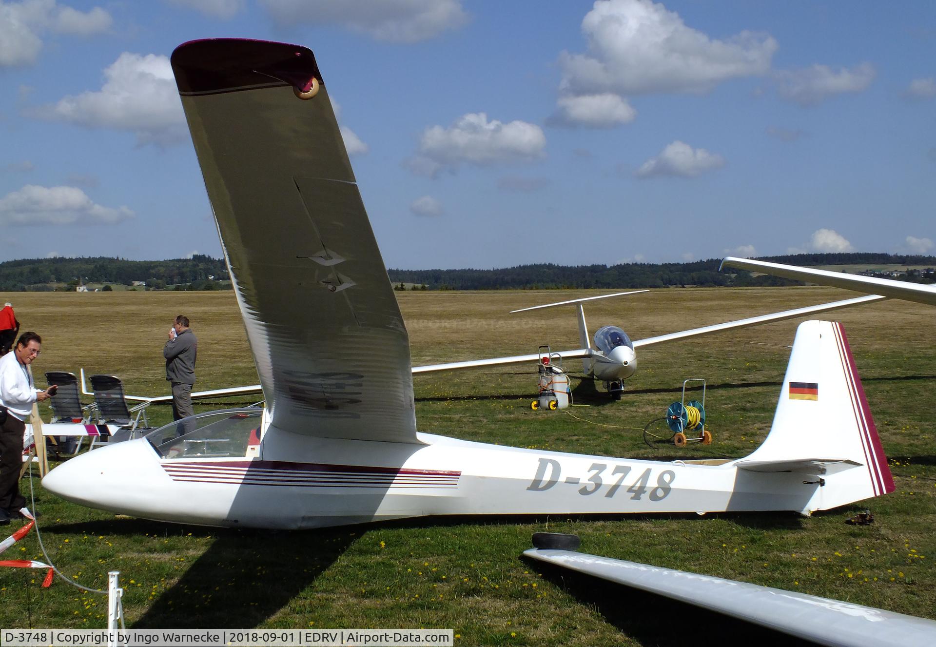 D-3748, 1975 Schleicher ASK-18 C/N 18020, Schleicher ASK-18 at the 2018 Flugplatzfest Wershofen