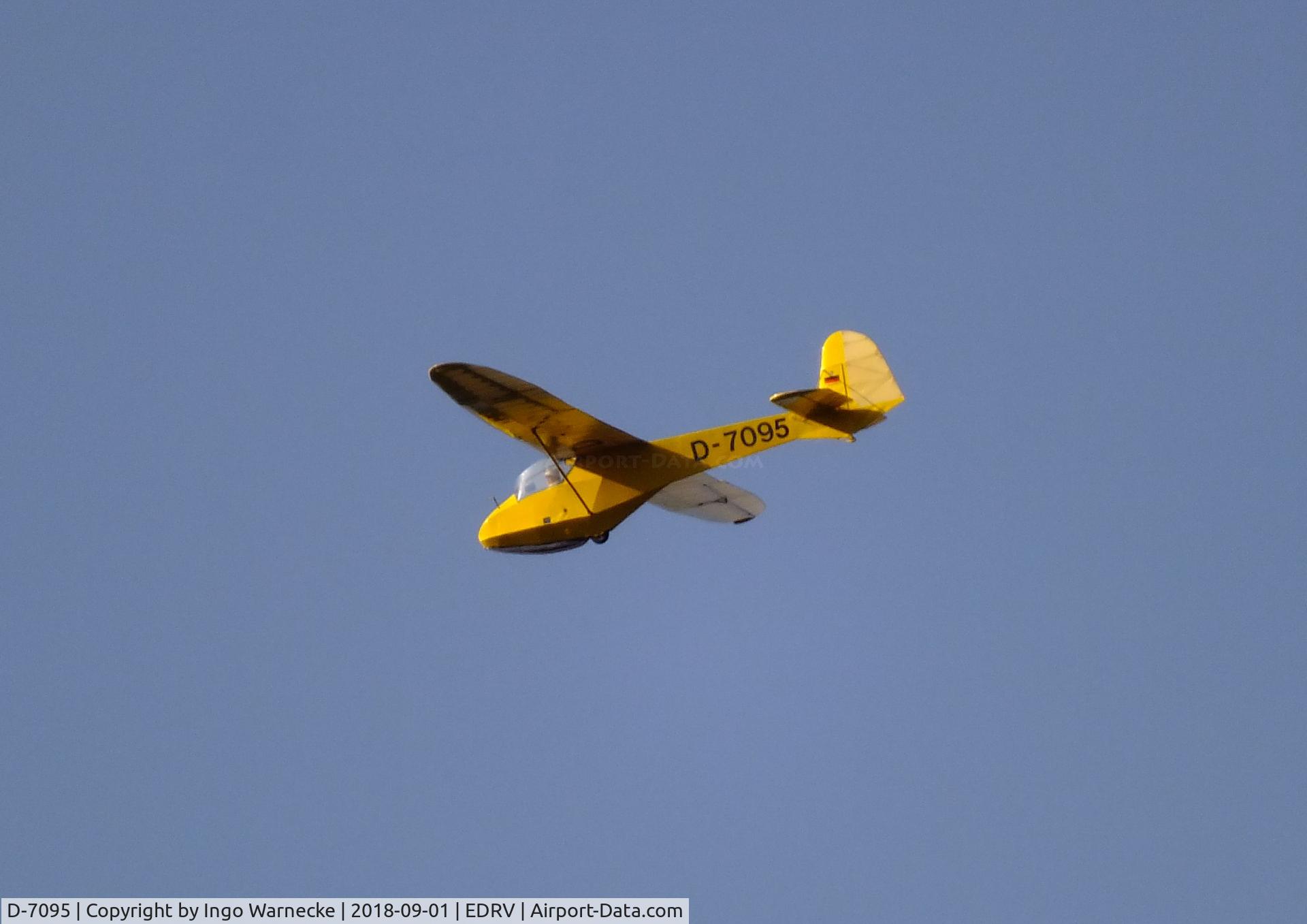 D-7095, 1967 Raab Doppelraab VI C/N 002, Raab Doppelraab V at the 2018 Flugplatzfest Wershofen