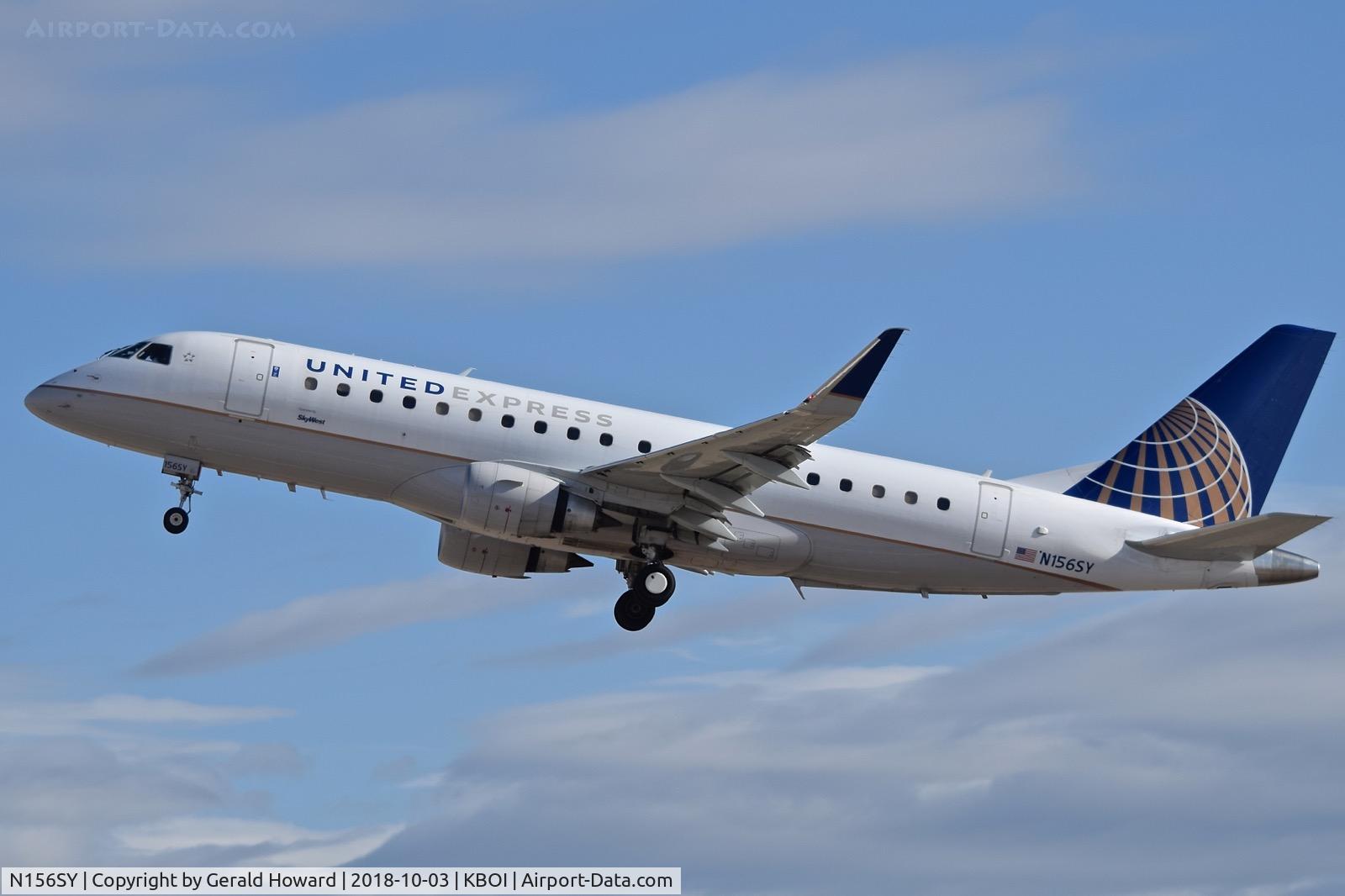 N156SY, 2016 Embraer 175LR (ERJ-170-200LR) C/N 17000557, Climb out from RWY 28R.