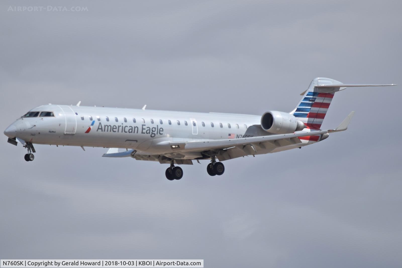 N760SK, 2005 Bombardier CRJ-701ER (CL-600-2C10) Regional Jet C/N 10223, Approach RWY 28R.