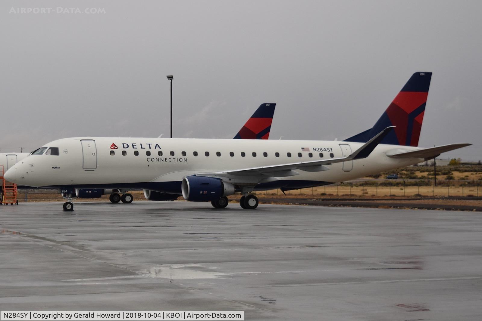 N284SY, 2018 Embraer 175LR (ERJ-170-200LR) C/N 17000750, Finished final checks. Ready for commercial service.