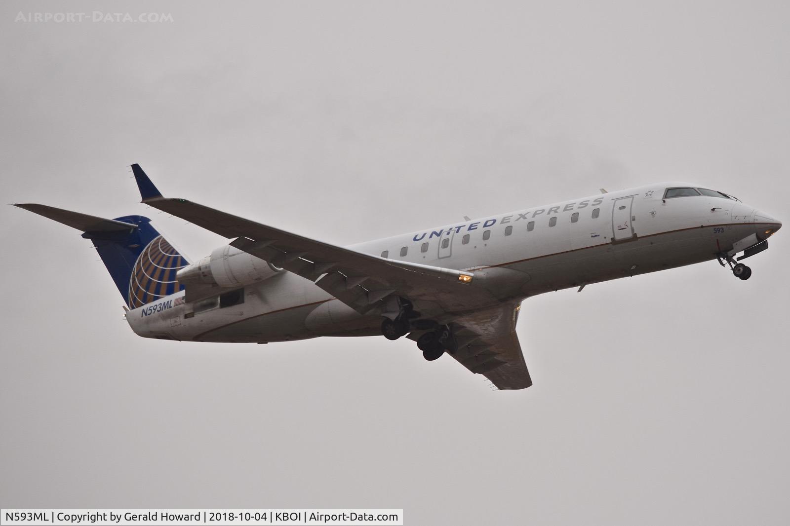 N593ML, 2001 Bombardier CRJ-200ER (CL-600-2B19) C/N 7465, Departing BOI.