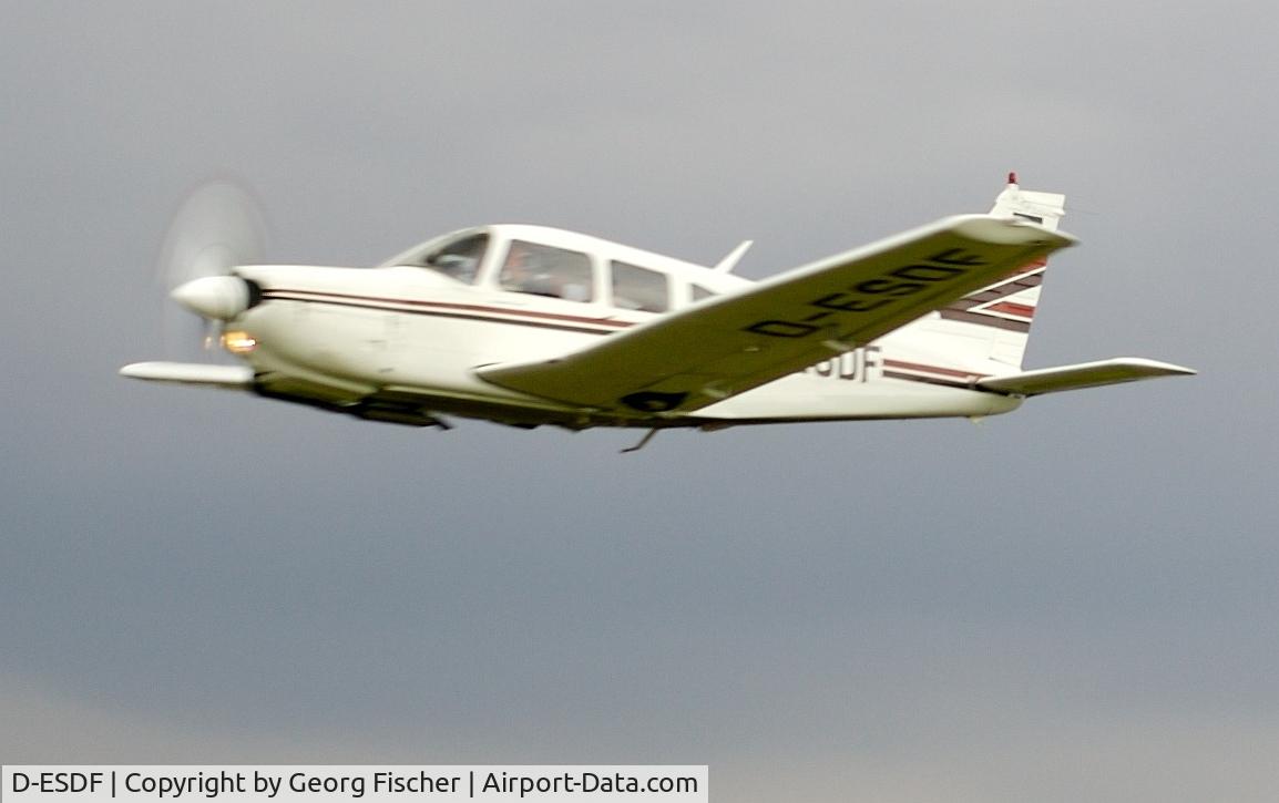 D-ESDF, 1978 Piper PA-28R-201 Cherokee Arrow III C/N 28R-7837182, at 180kts