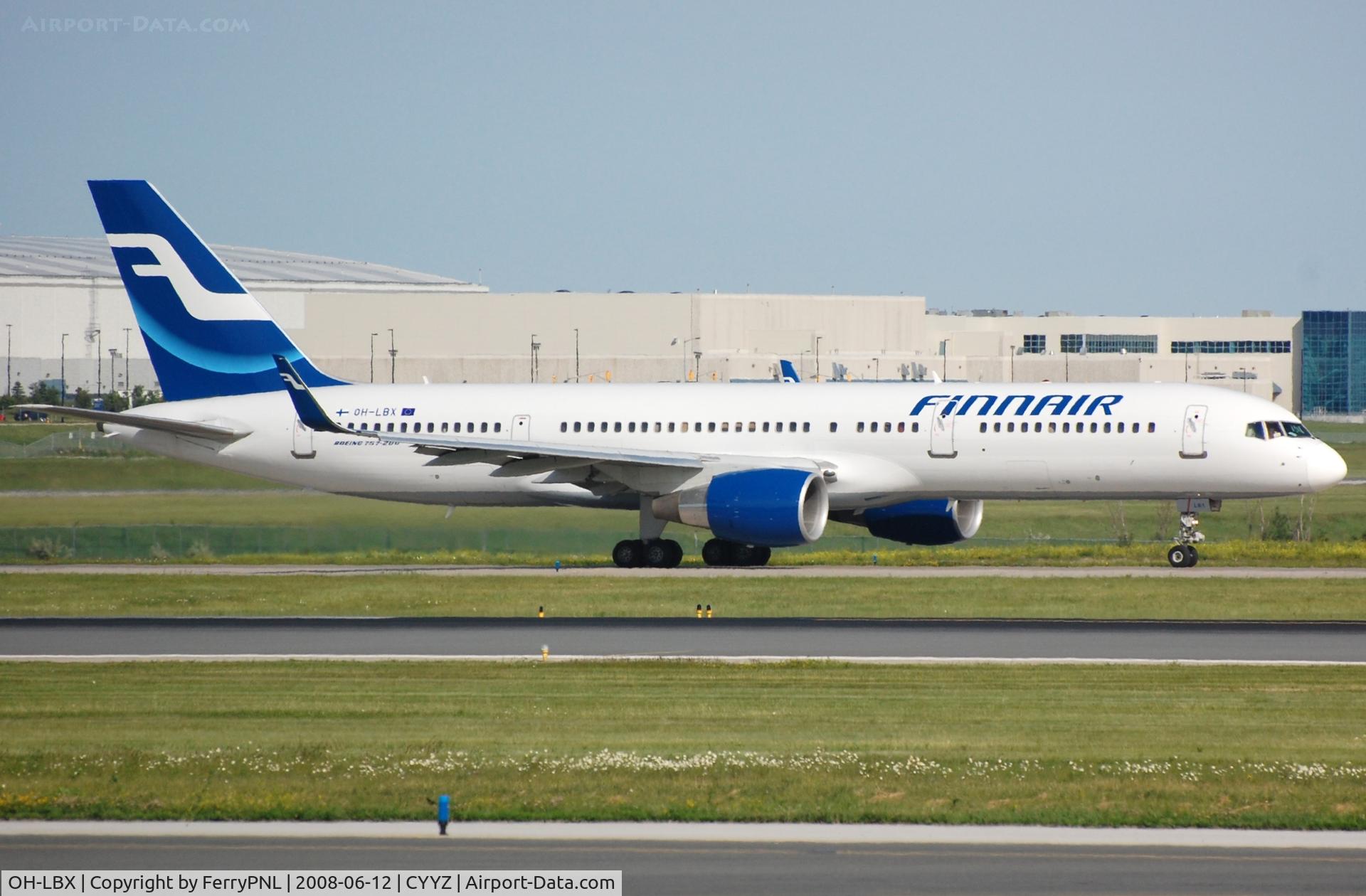 OH-LBX, 2002 Boeing 757-2Q8 C/N 29382, Finnair B752 landing in YYZ
