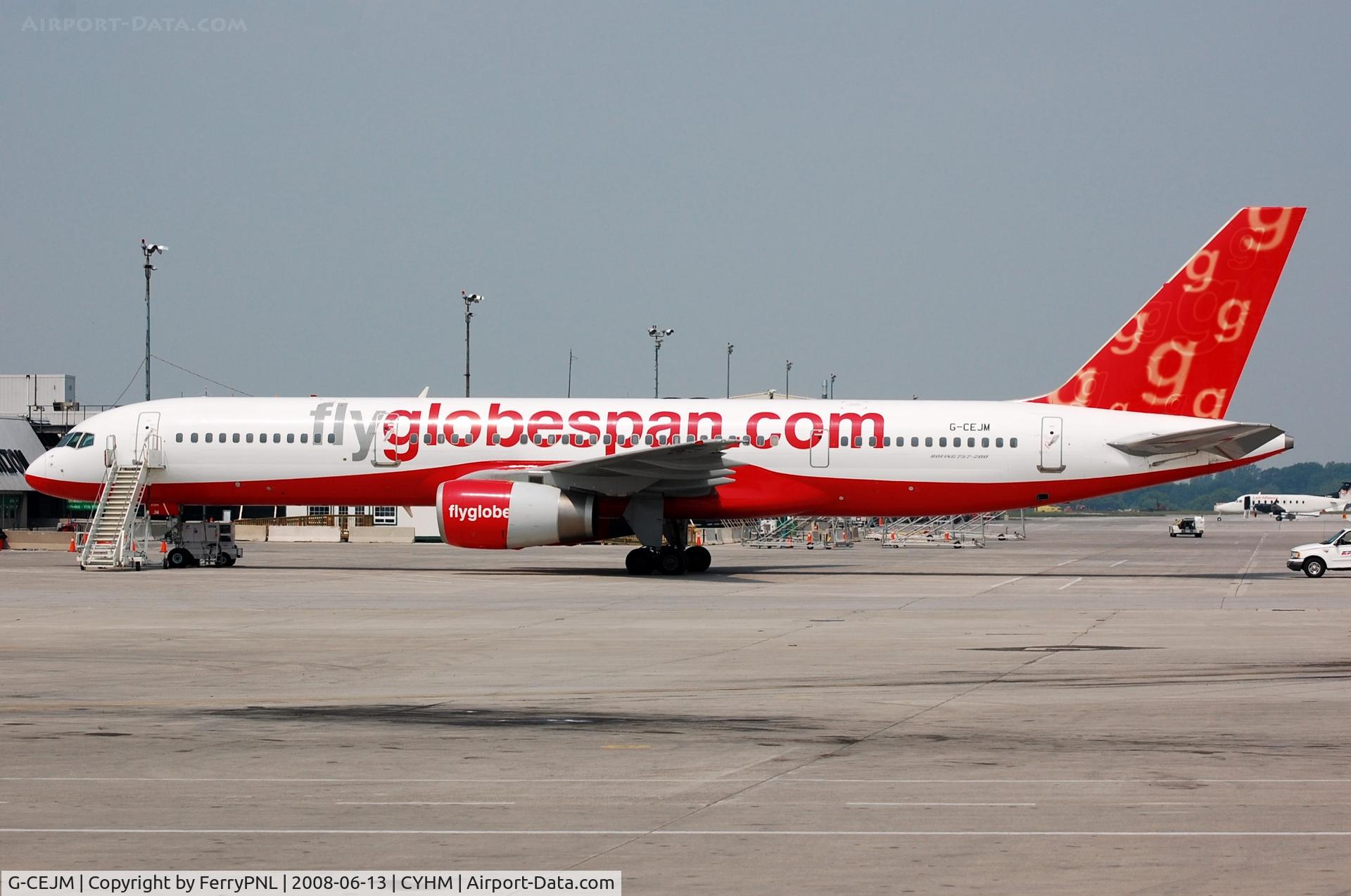 G-CEJM, 1996 Boeing 757-28A C/N 26276, Flyglobespan B752 parked in Hamilton.