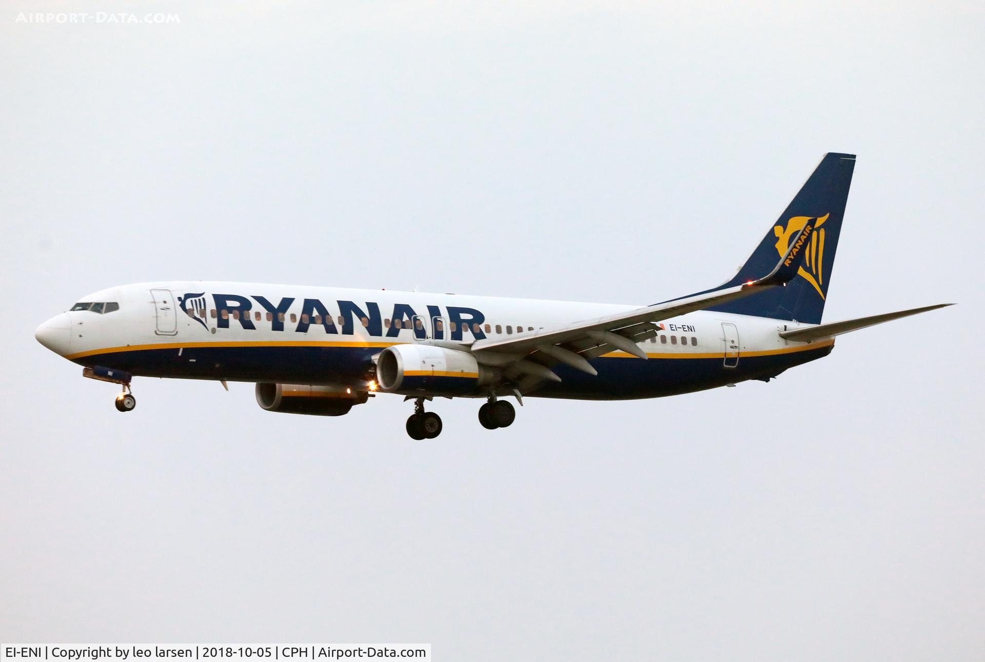EI-ENI, 2010 Boeing 737-8AS C/N 40300, Copenhagen 5.10.2018