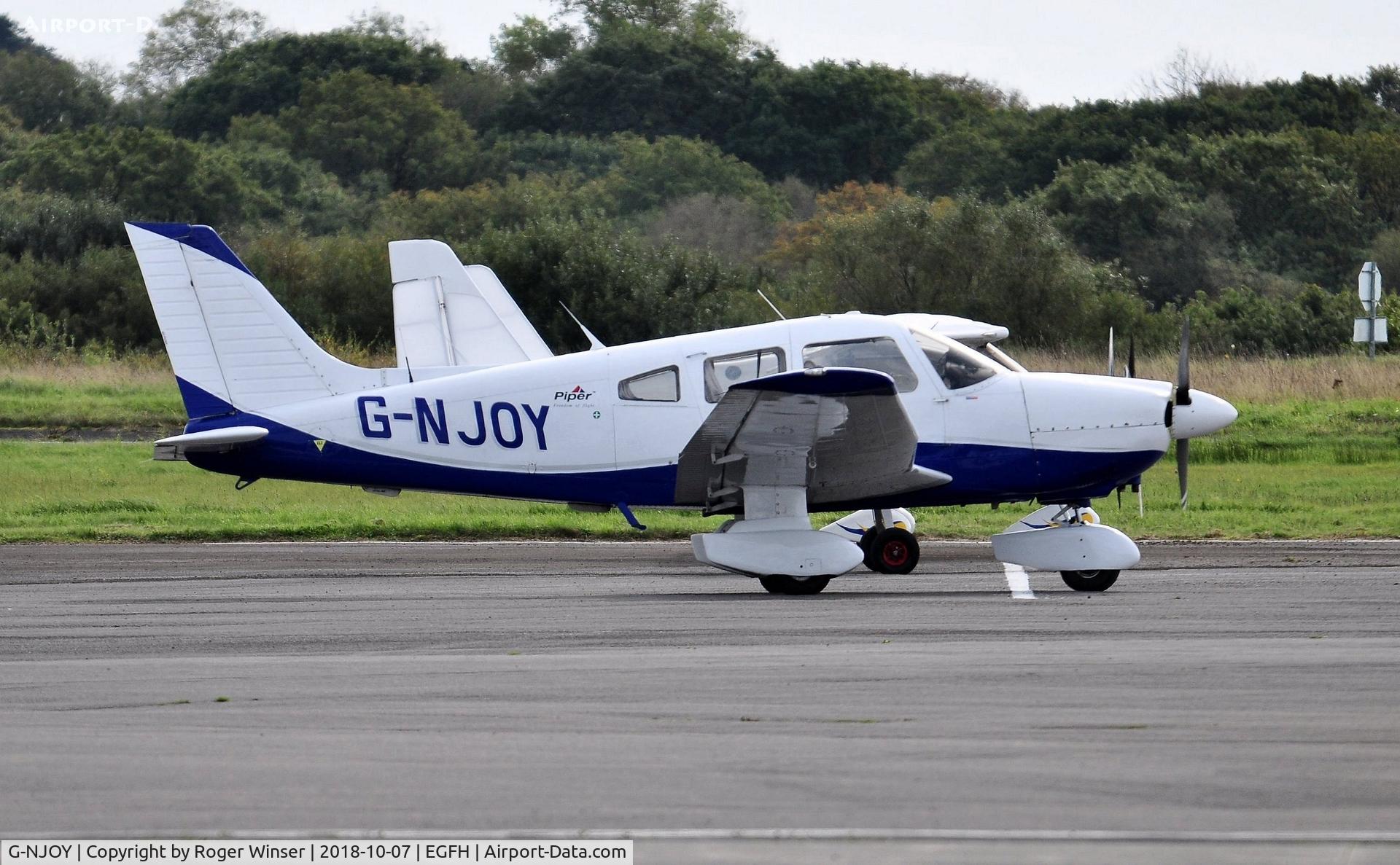 G-NJOY, 1982 Piper PA-28-181 Archer II C/N 28-8290049, Visiting Archer II.