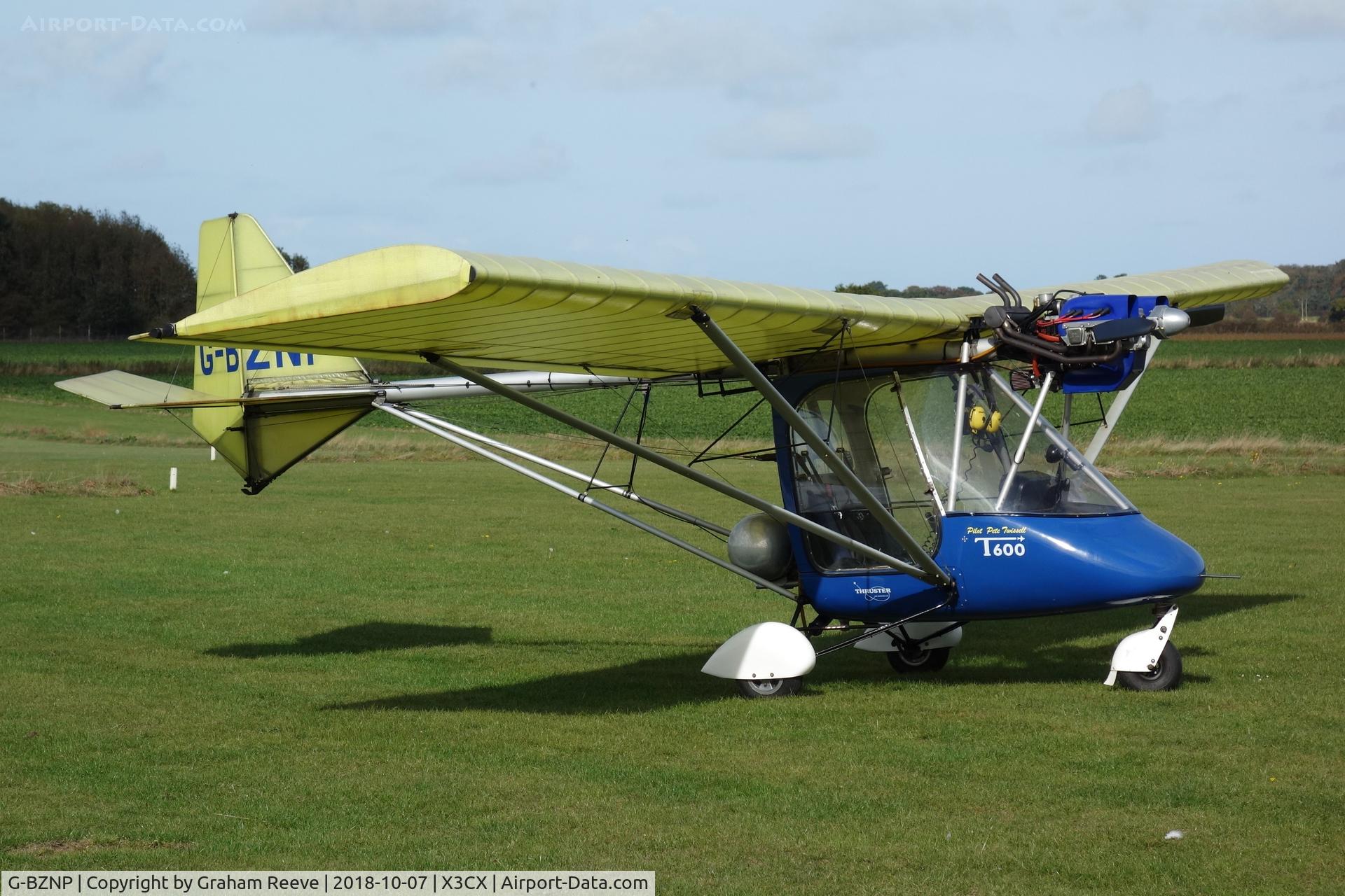 G-BZNP, 2000 Thruster T600N 450 C/N 0100-T600N-047, Parked at Northrepps.