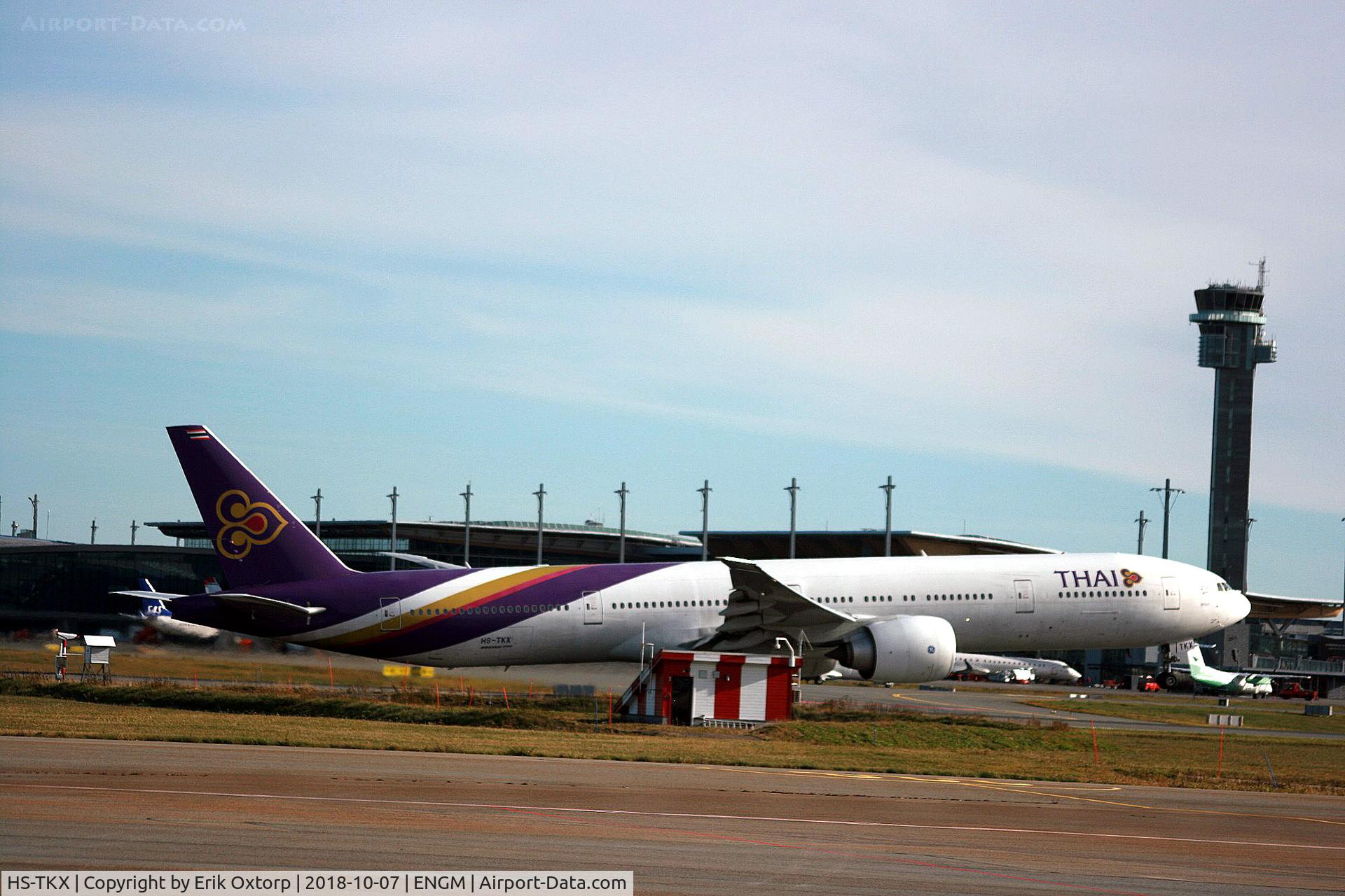 HS-TKX, 2014 Boeing 777-3D7/ER C/N 42113, HS-TKX in OSL