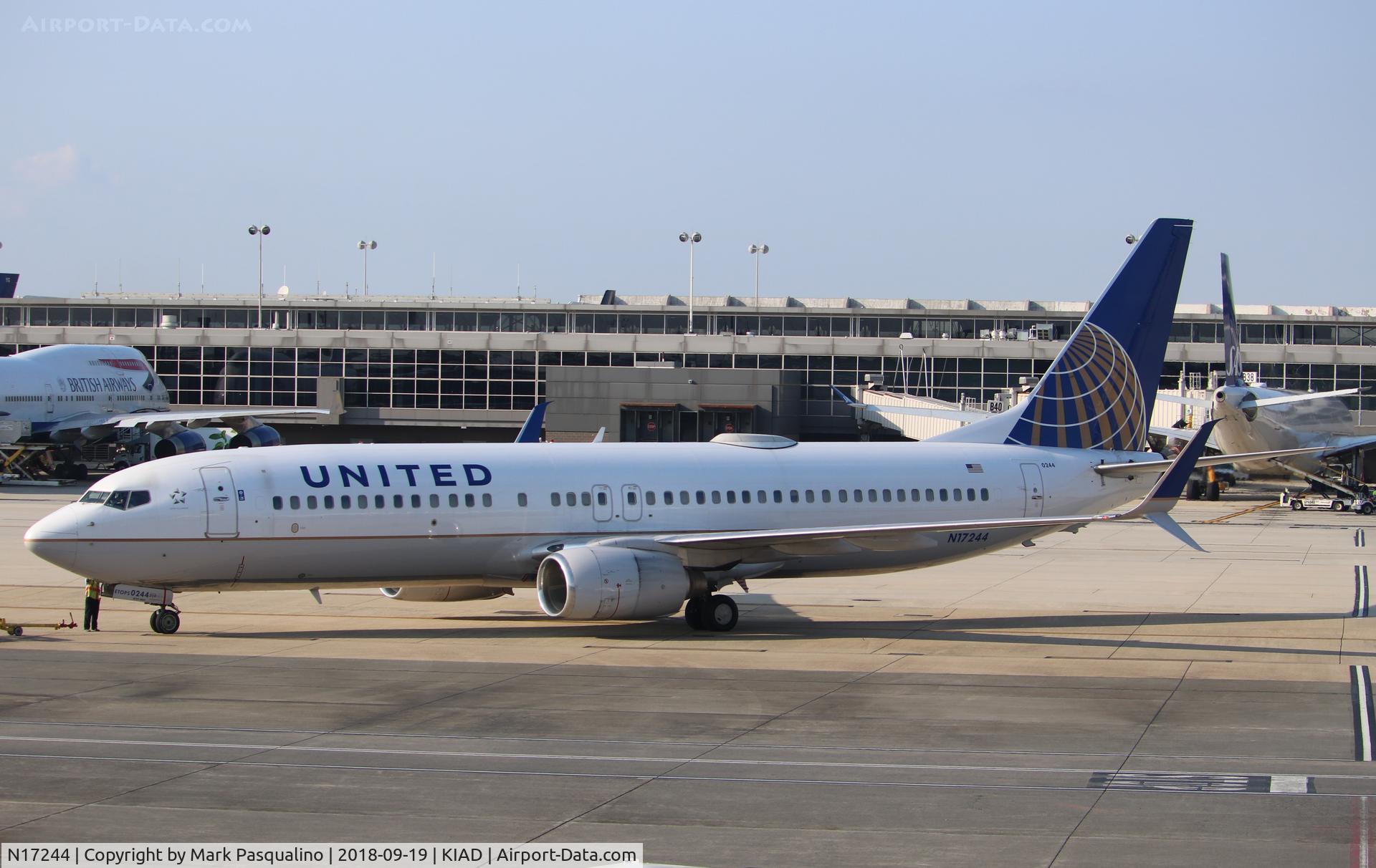 N17244, 1999 Boeing 737-824 C/N 28954, Boeing 737-824