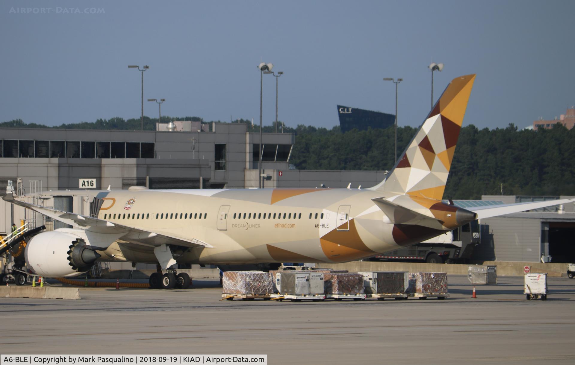 A6-BLE, 2015 Boeing 787-9 Dreamliner C/N 39650, Boeing 787-9